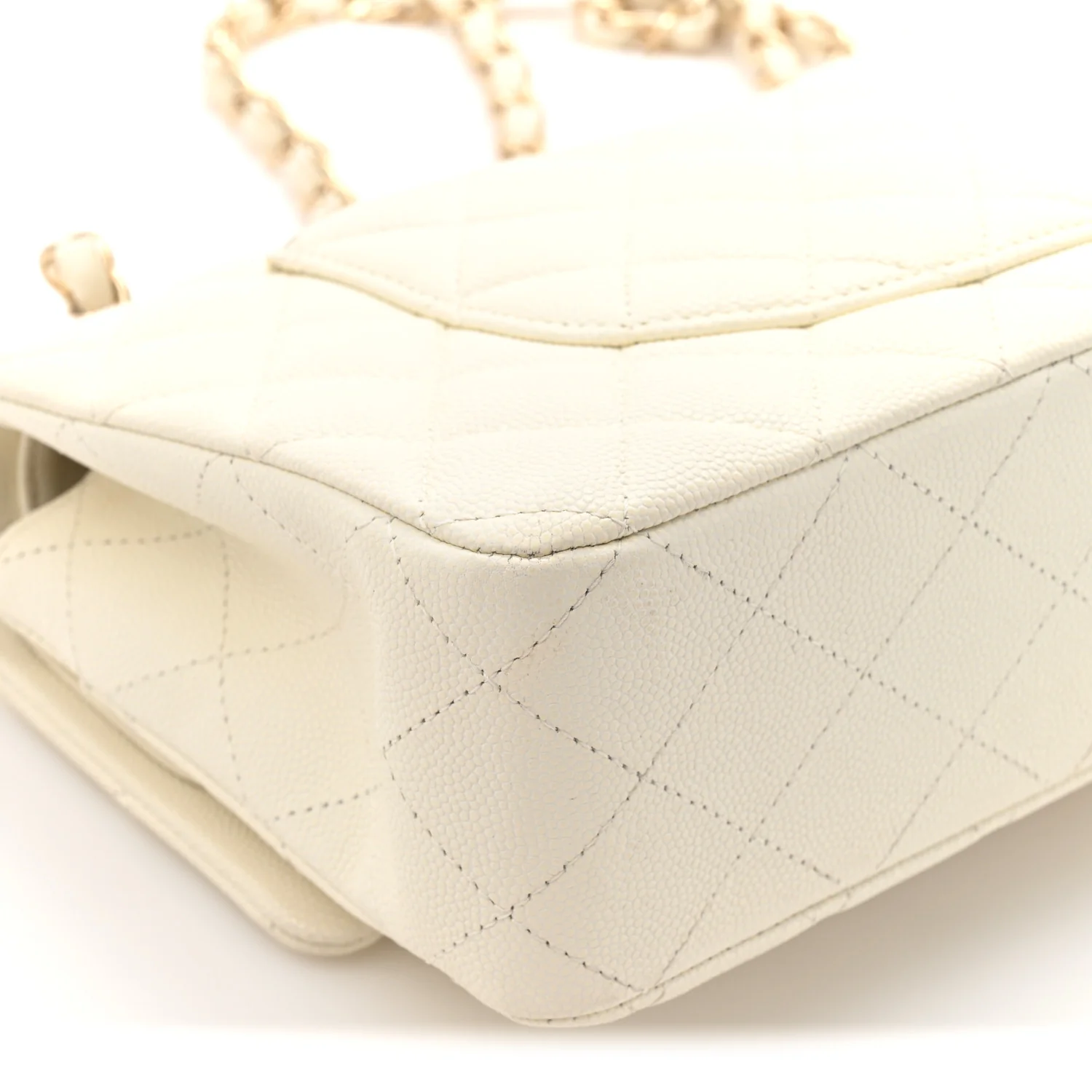 Caviar Quilted Medium Double Flap White - Image 13