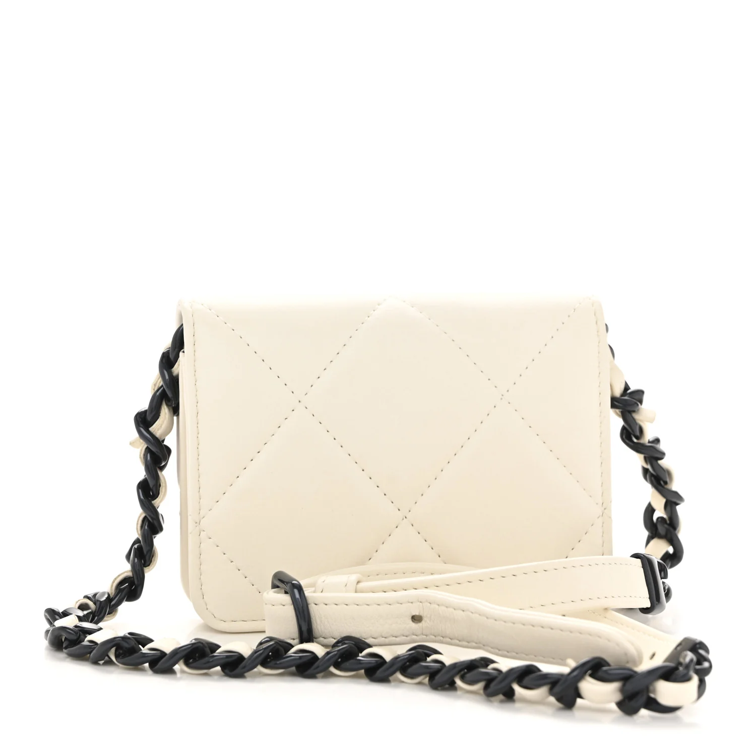 Caviar Quilted My Everything Belt Flap Card Holder White - Image 3