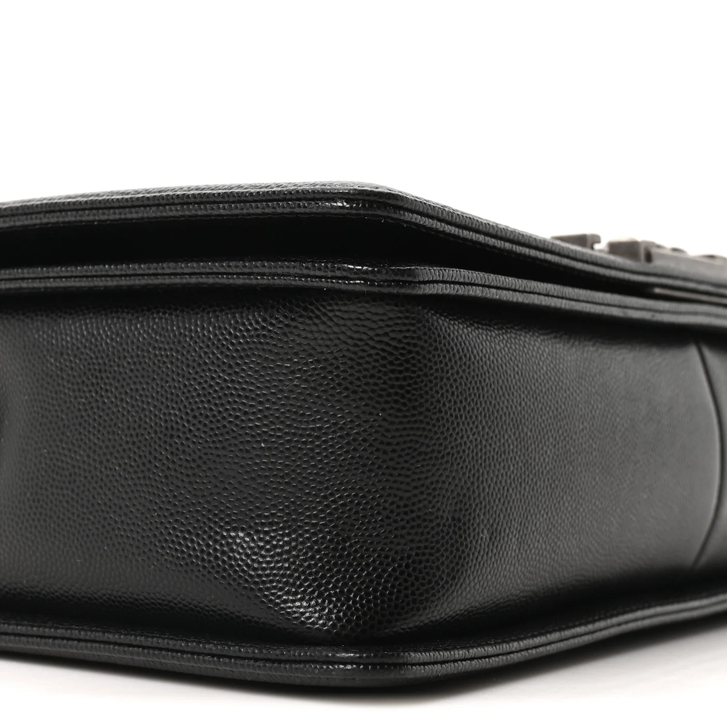 Caviar Quilted New Medium Boy Flap Black - Image 17