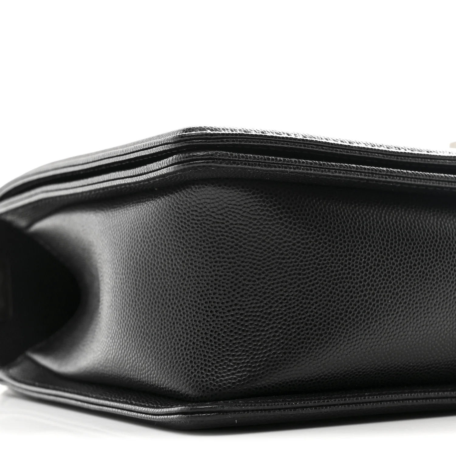 Caviar Quilted New Medium Boy Flap Black - Image 9