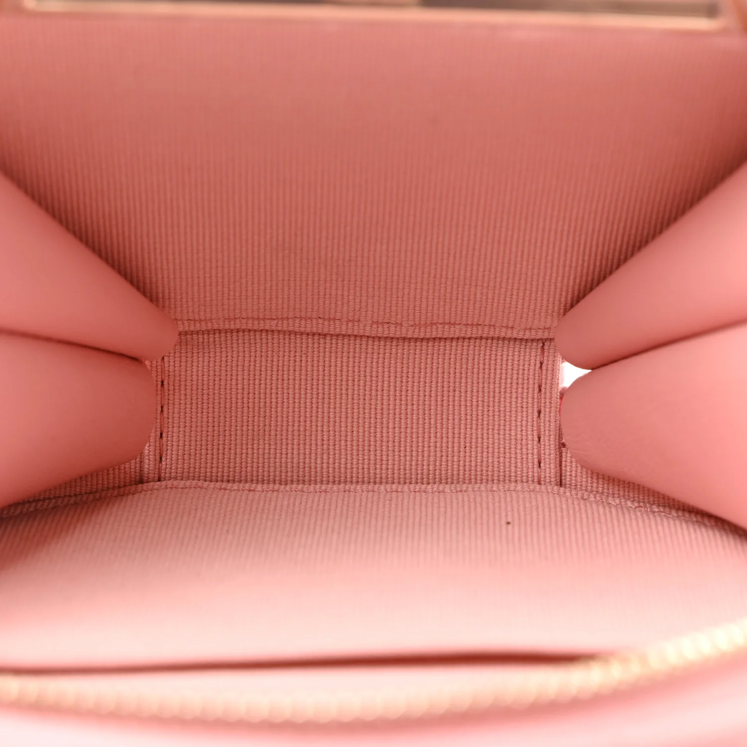 Caviar Quilted Round Handle With Care Vanity With Chain Pink - Image 14