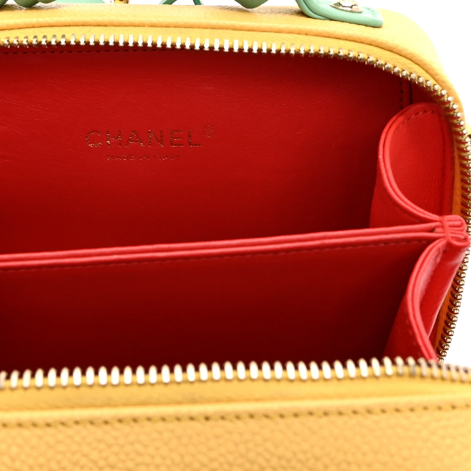 Caviar Quilted Small CC Filigree Vanity Case Multicolor - Image 6