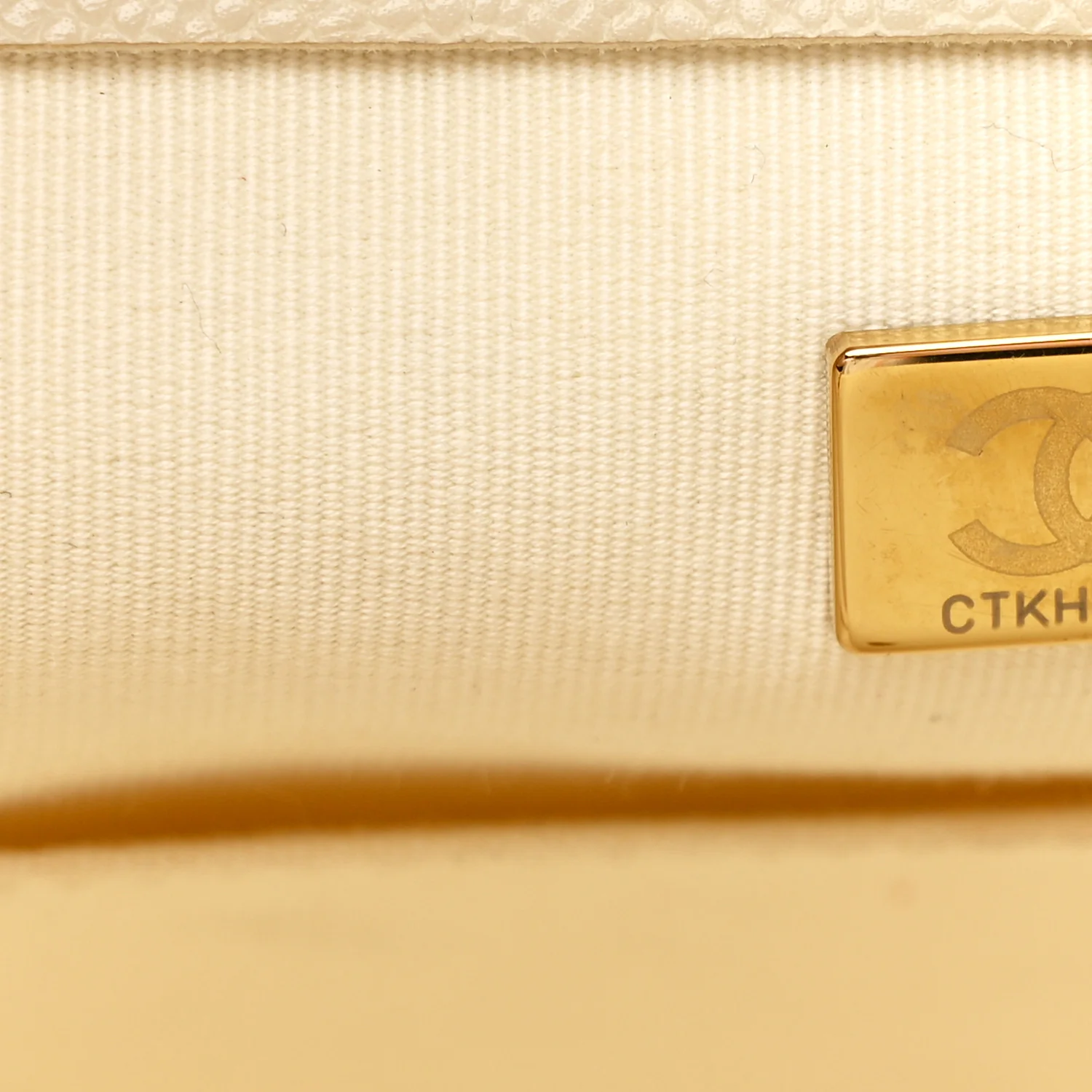Caviar Quilted Small Trapezoid Chain Shopping Tote Ivory - Image 7