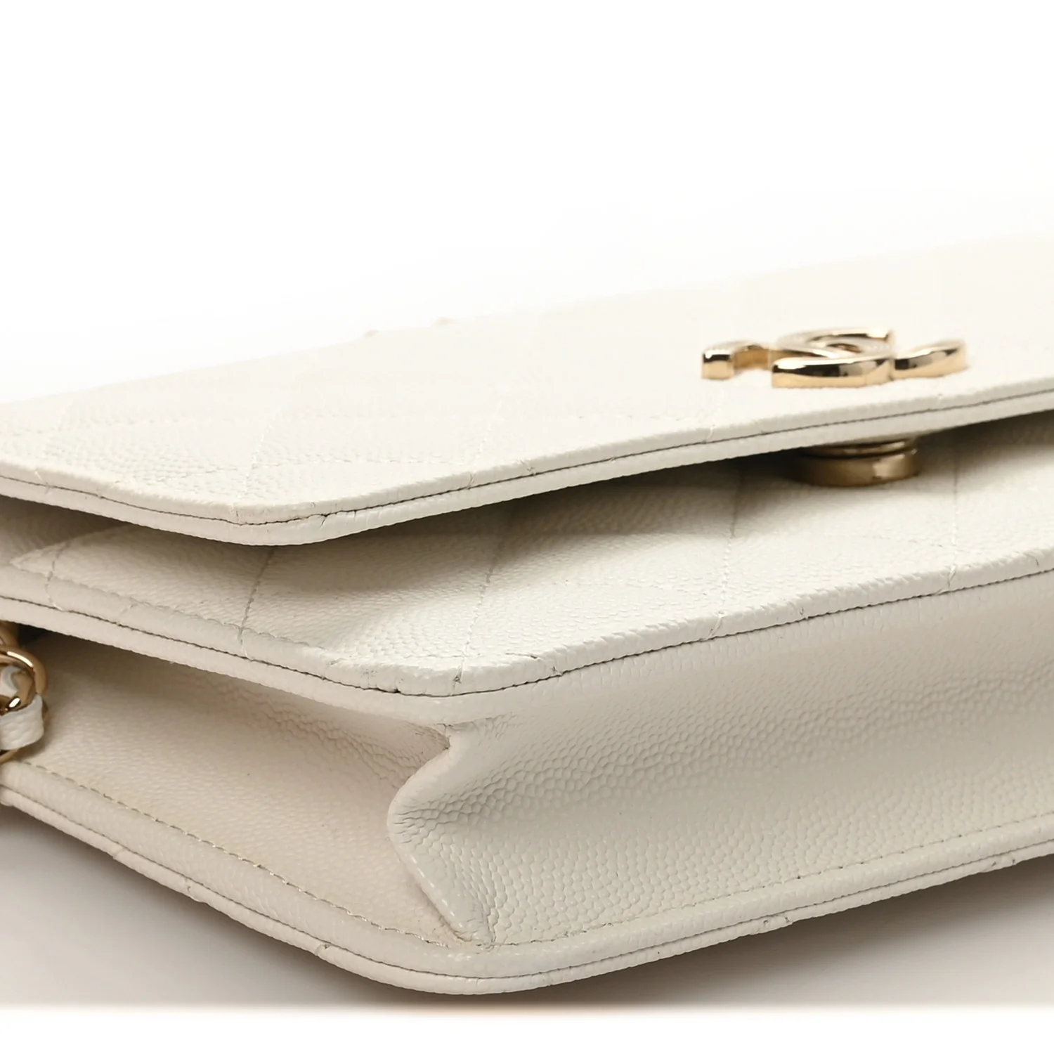 Caviar Quilted Striated CC Wallet on Chain WOC White - Image 10