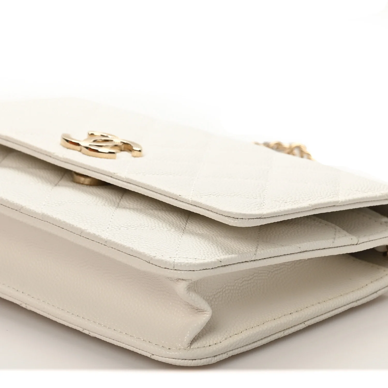 Caviar Quilted Striated CC Wallet on Chain WOC White - Image 11