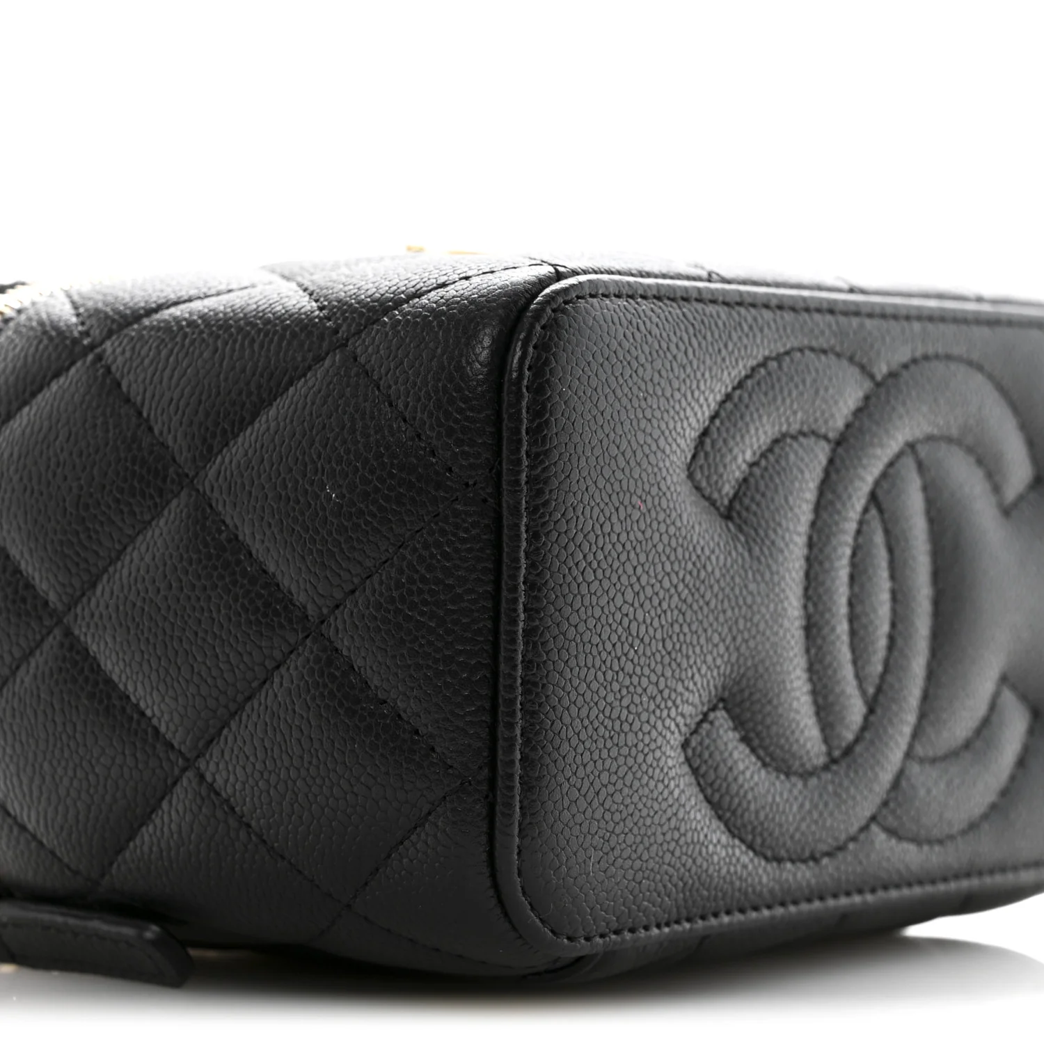 Caviar Quilted Sweetheart Vanity Case Black - Image 9