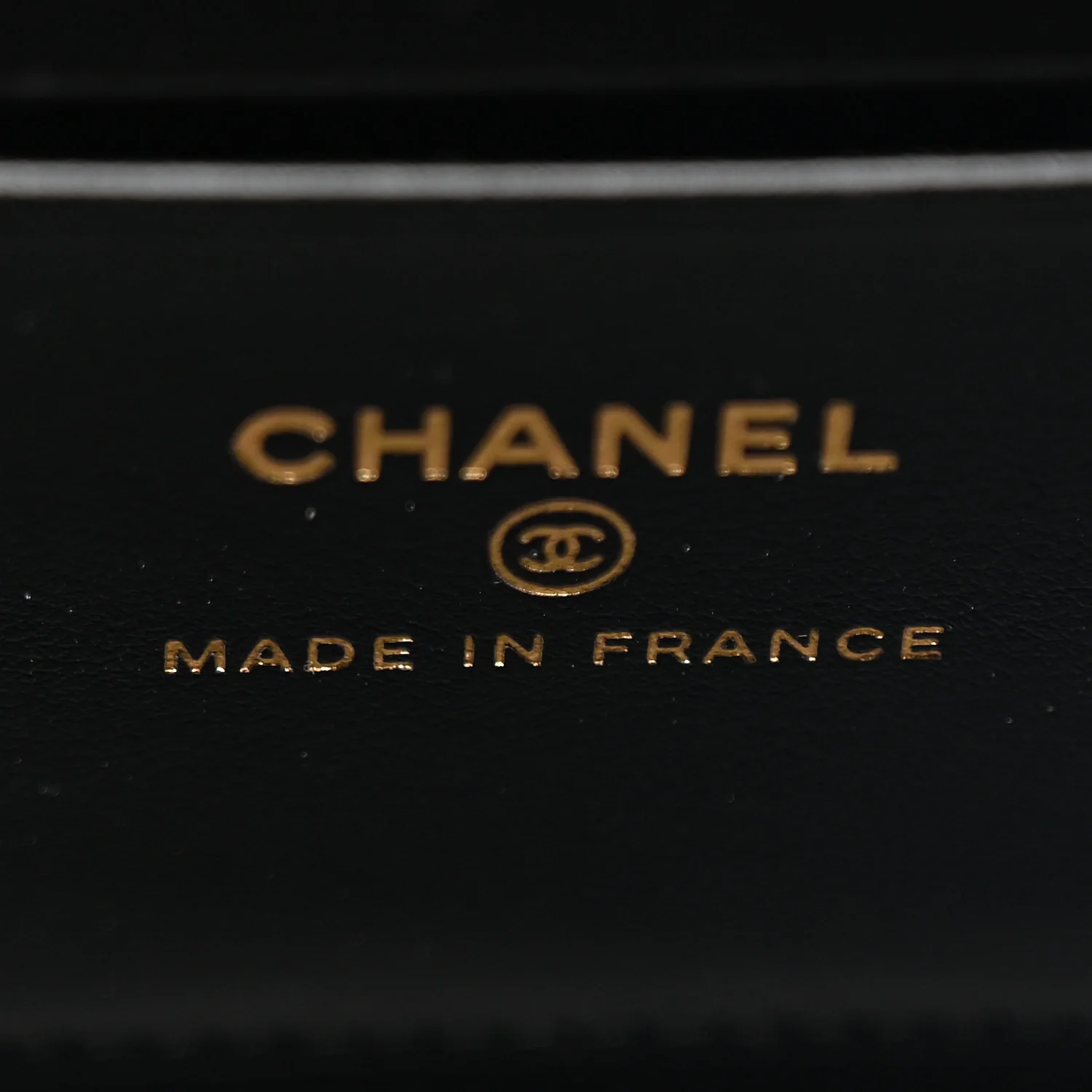 Caviar Quilted Top Handle Long Vanity Black - Image 7