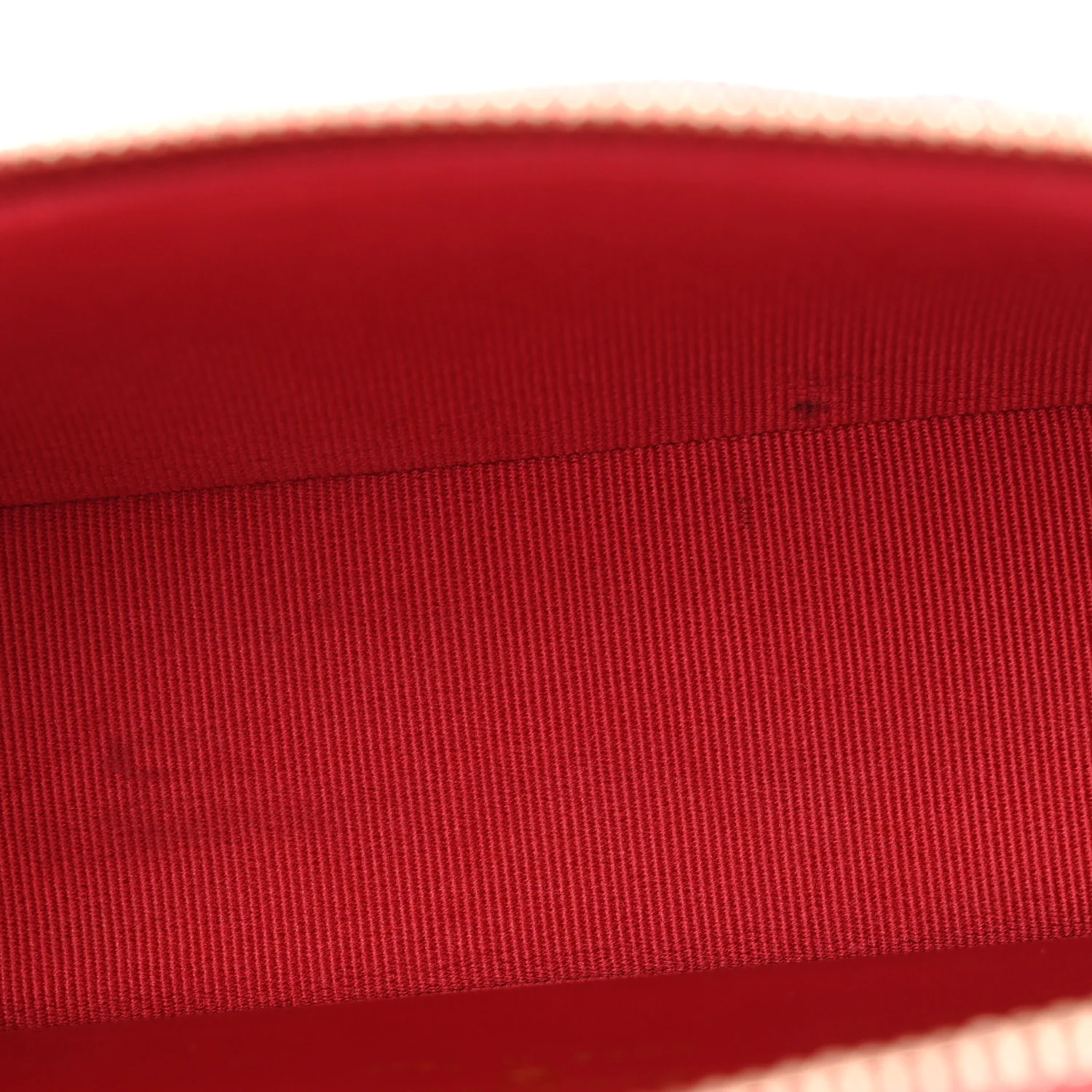 Caviar Quilted Top Handle Slim Vanity With Chain Red - Image 5