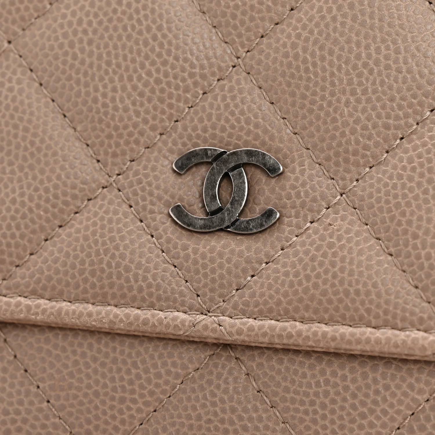 Caviar Quilted Wallet on Chain WOC Beige - Image 13