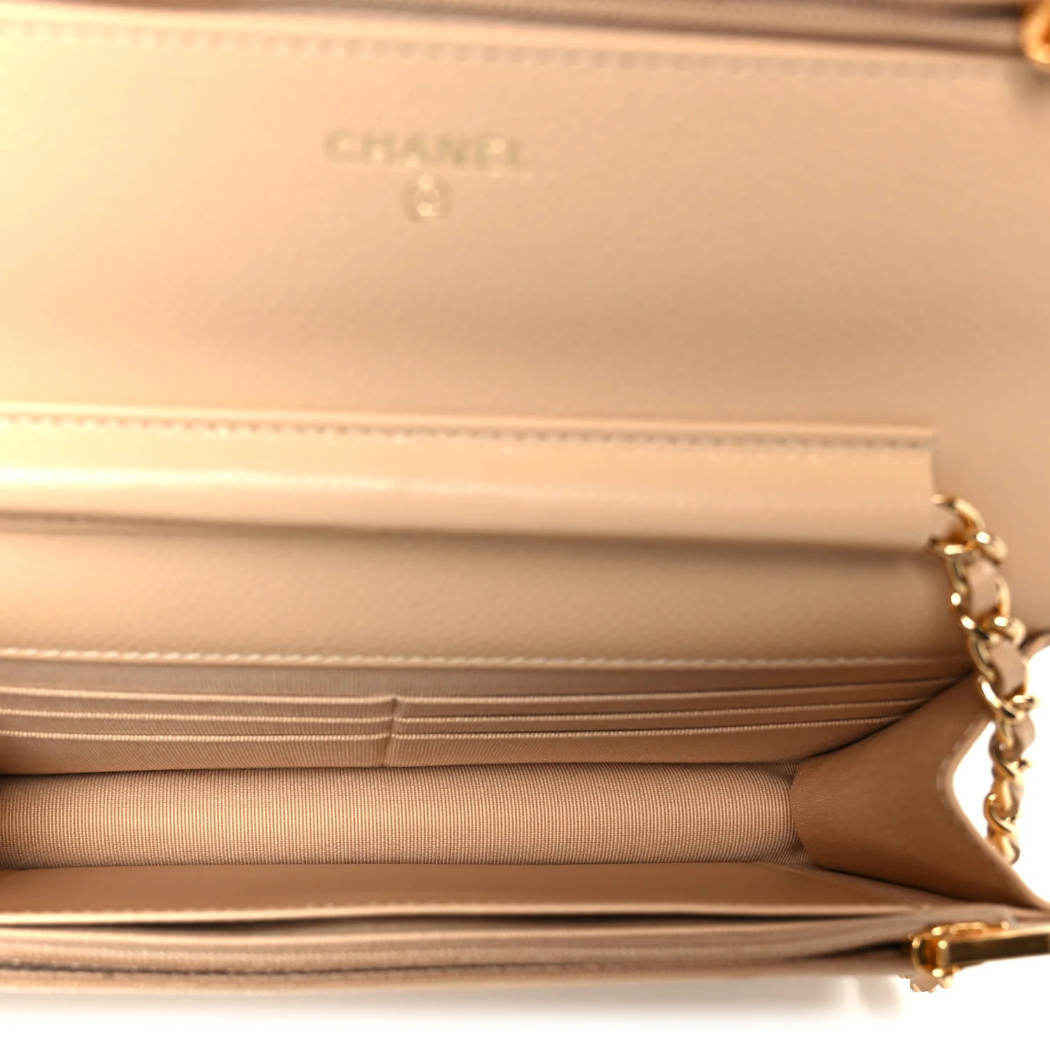 Caviar Quilted Wallet on Chain WOC Beige - Image 5
