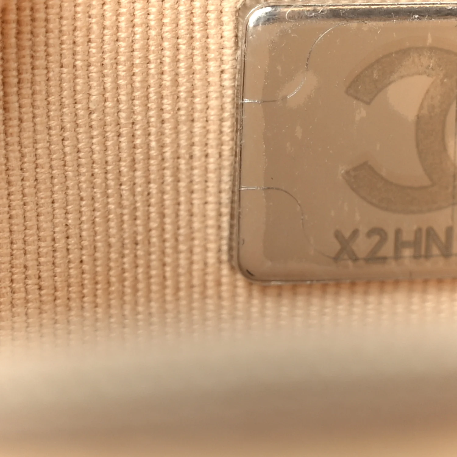 Caviar Quilted Wallet on Chain WOC Beige - Image 8