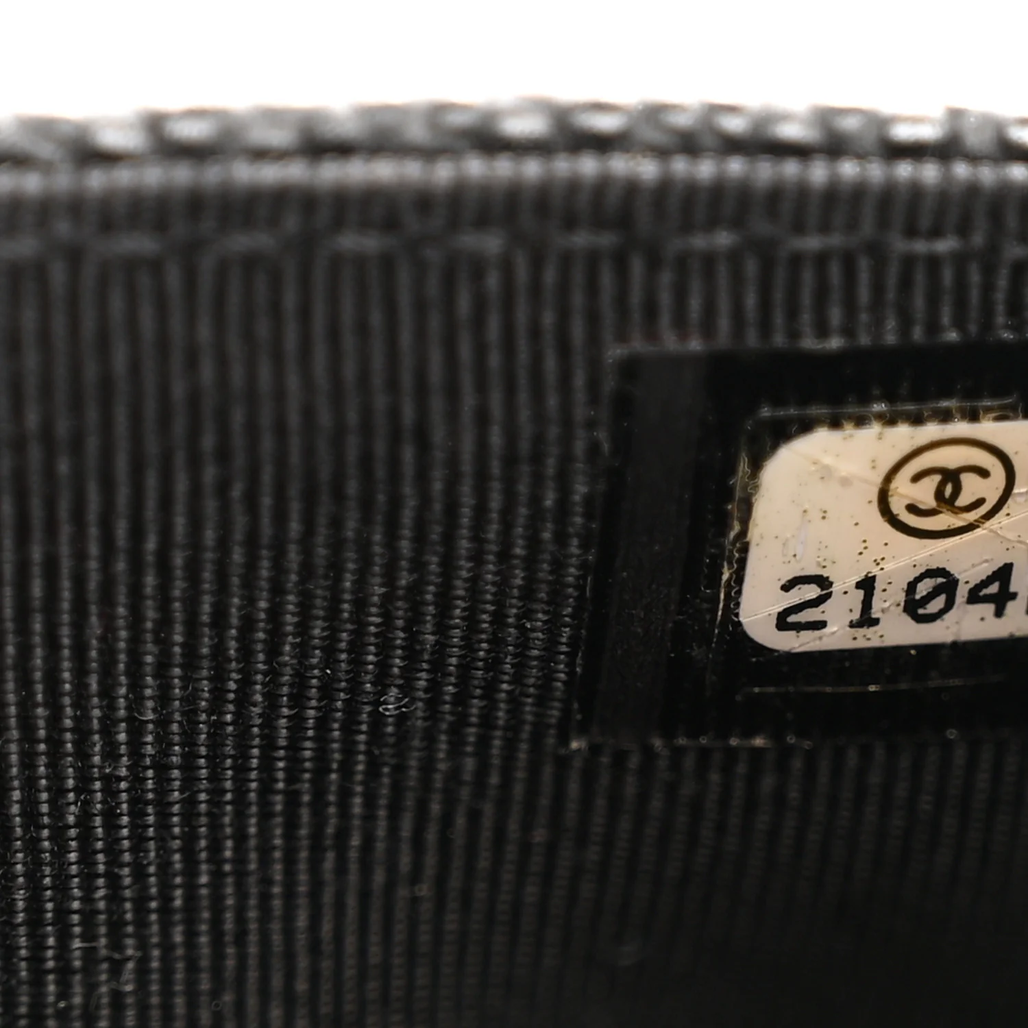 Caviar Quilted Wallet On Chain WOC Black - Image 7