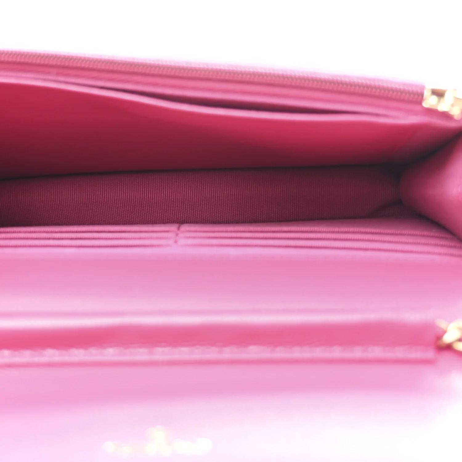 Caviar Quilted Wallet On Chain WOC Dark Pink - Image 5