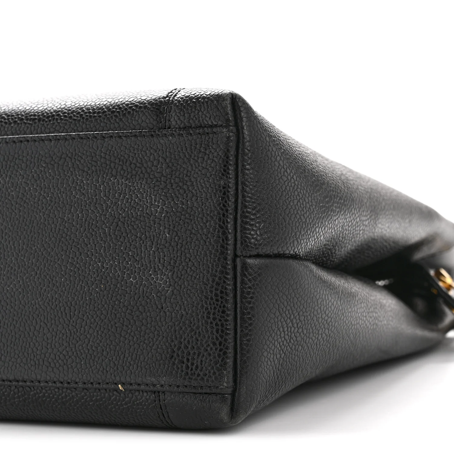 Caviar Shoulder Bag Black - Image 11