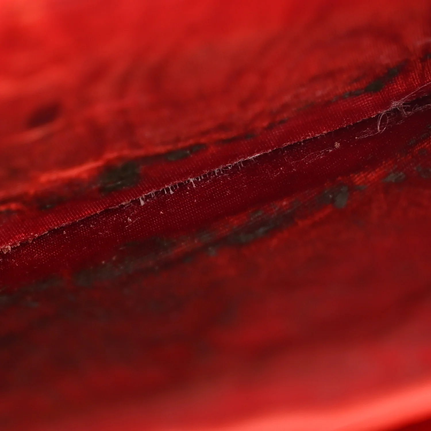 Caviar Timeless CC Wallet Red - Image 22