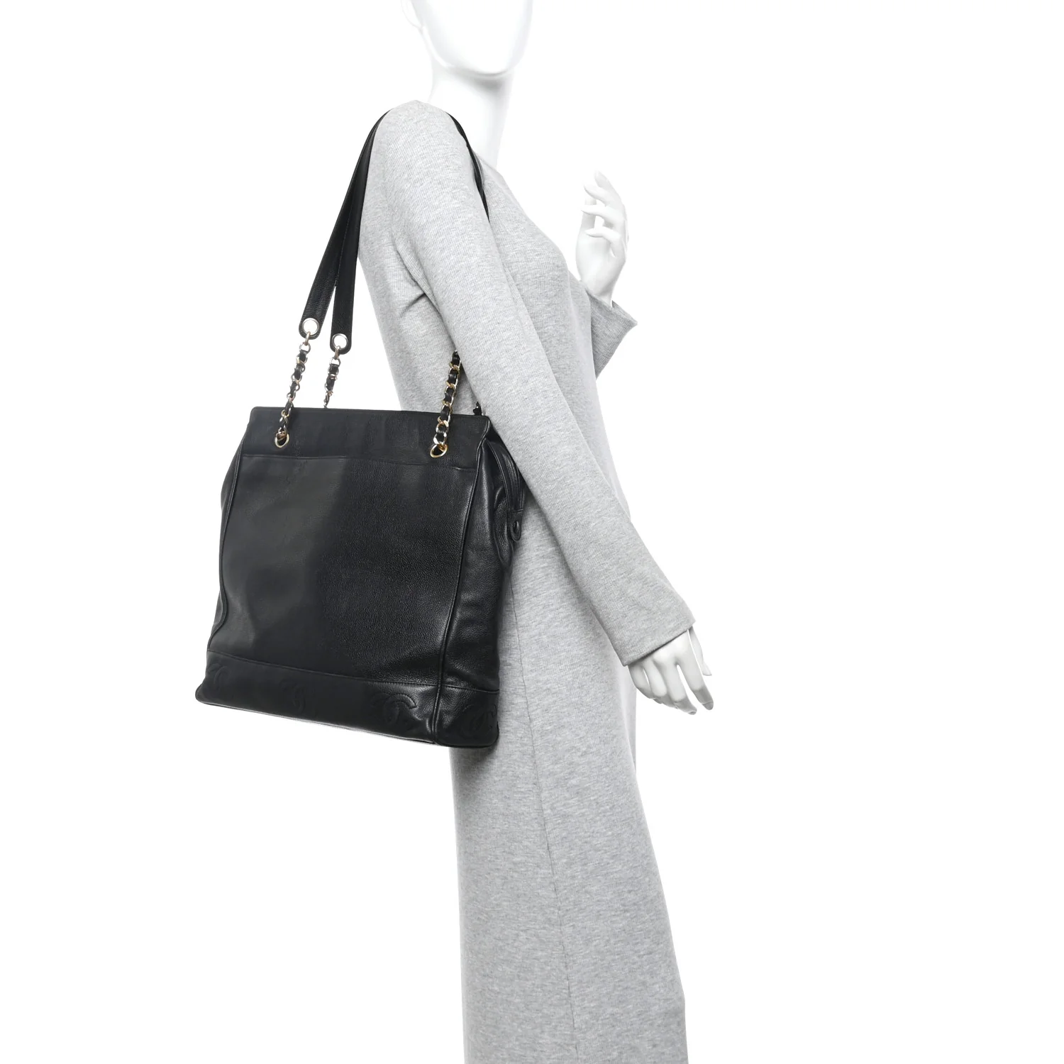 Caviar Triple CC Shoulder Bag Black - Image 2