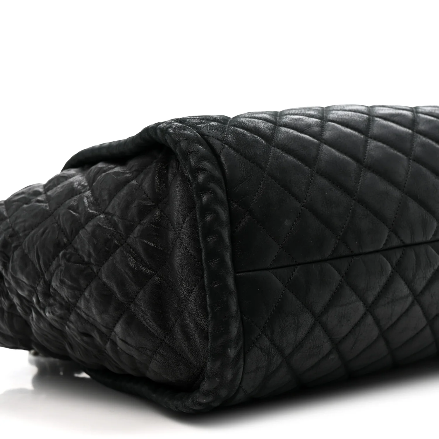 Crumpled Calfskin Iridescent Calfskin Hidden Chain Large Quilted Shopping Tote Black - Image 9