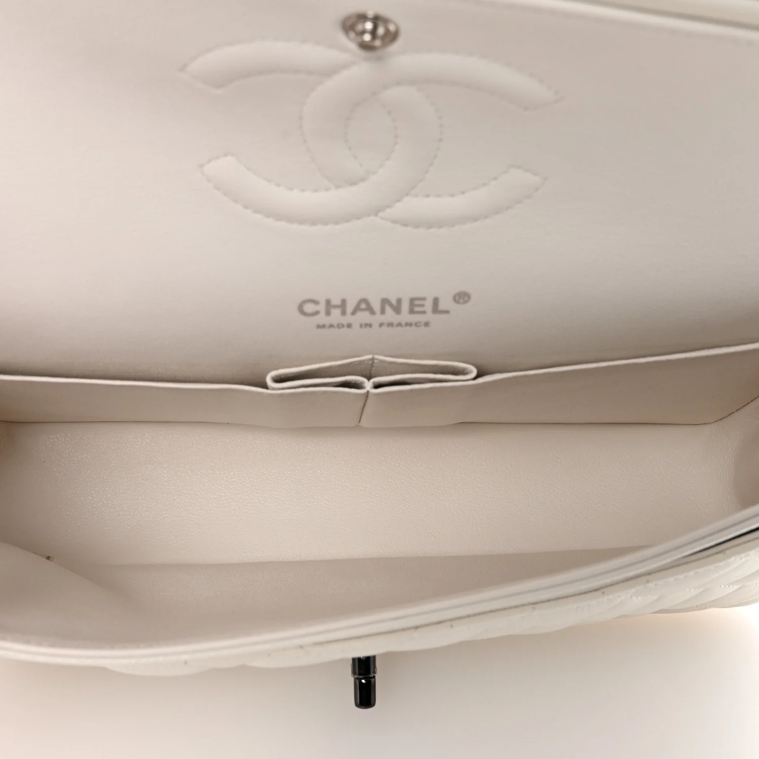 Crumpled Calfskin Quilted Medium Double Flap White - Image 5