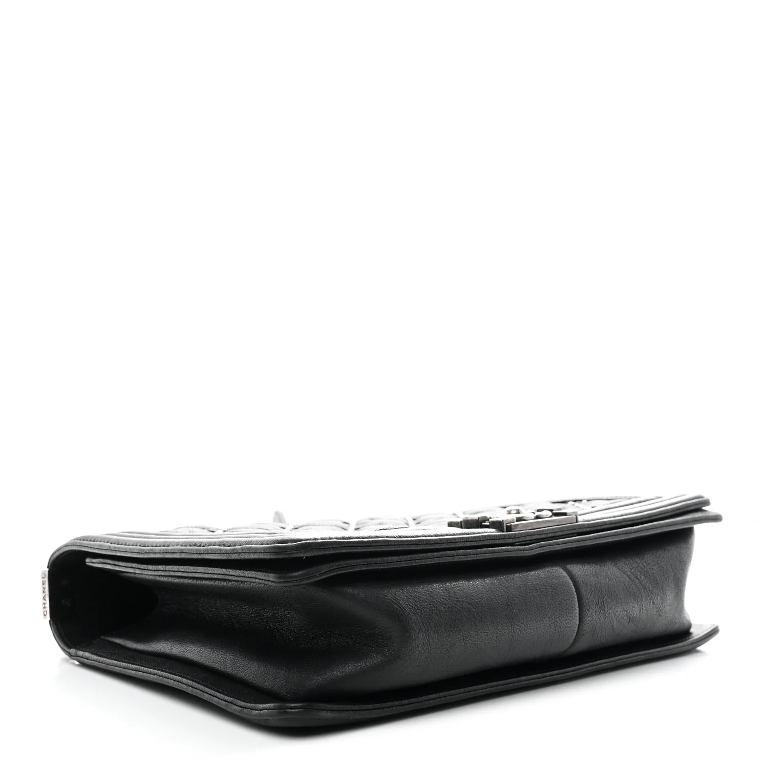 Crumpled Lambskin New Medium Studded Boy Flap Black - Image 4