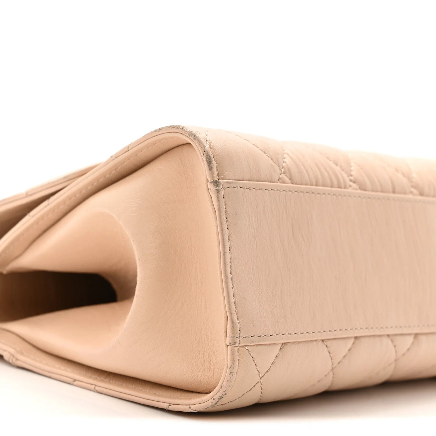 Crumpled Lambskin Quilted Small CC Links Top Handle Flap Beige - Image 9