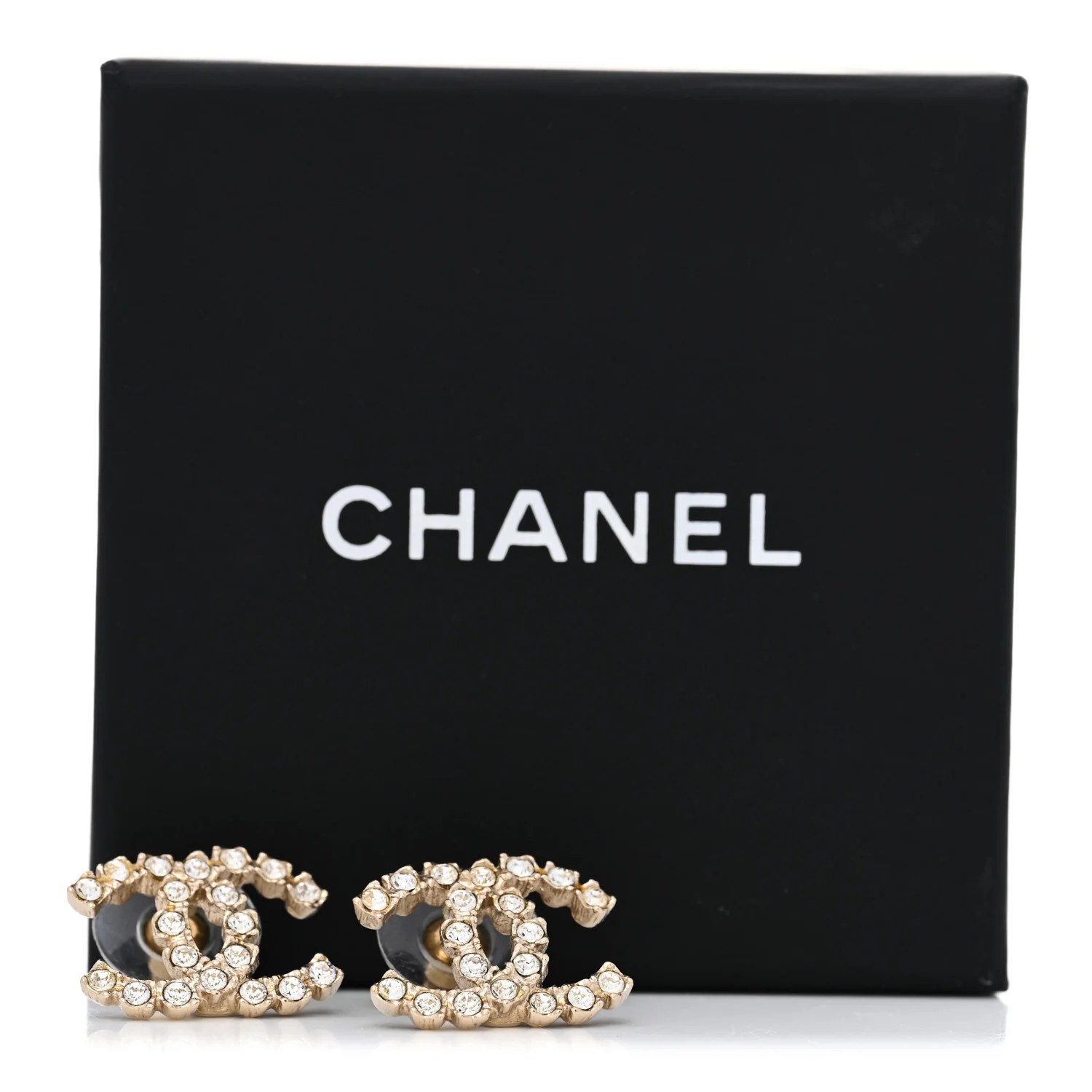Crystal Coco's Pearls CC Earrings Light Gold - Image 5
