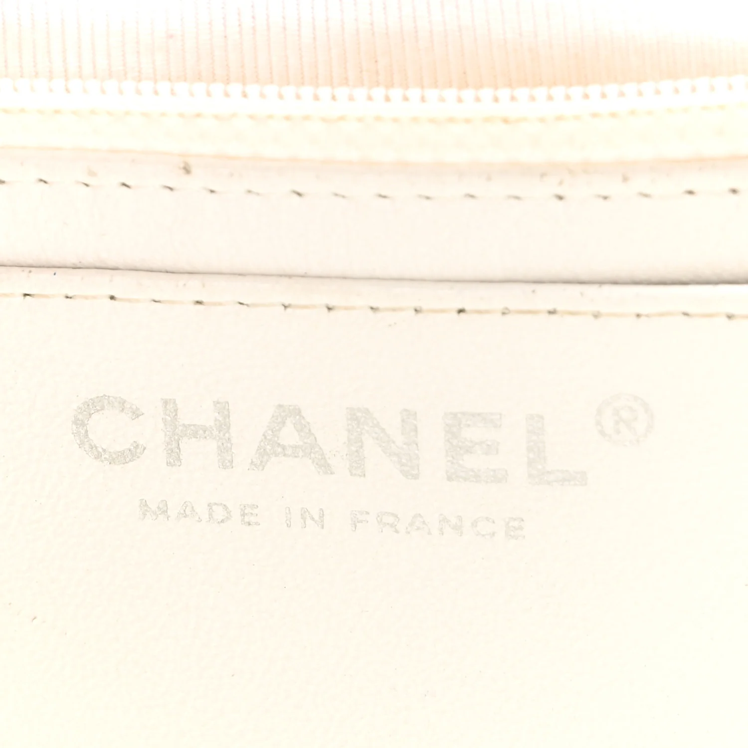 Distressed Patent Jumbo Single Flap White - Image 6