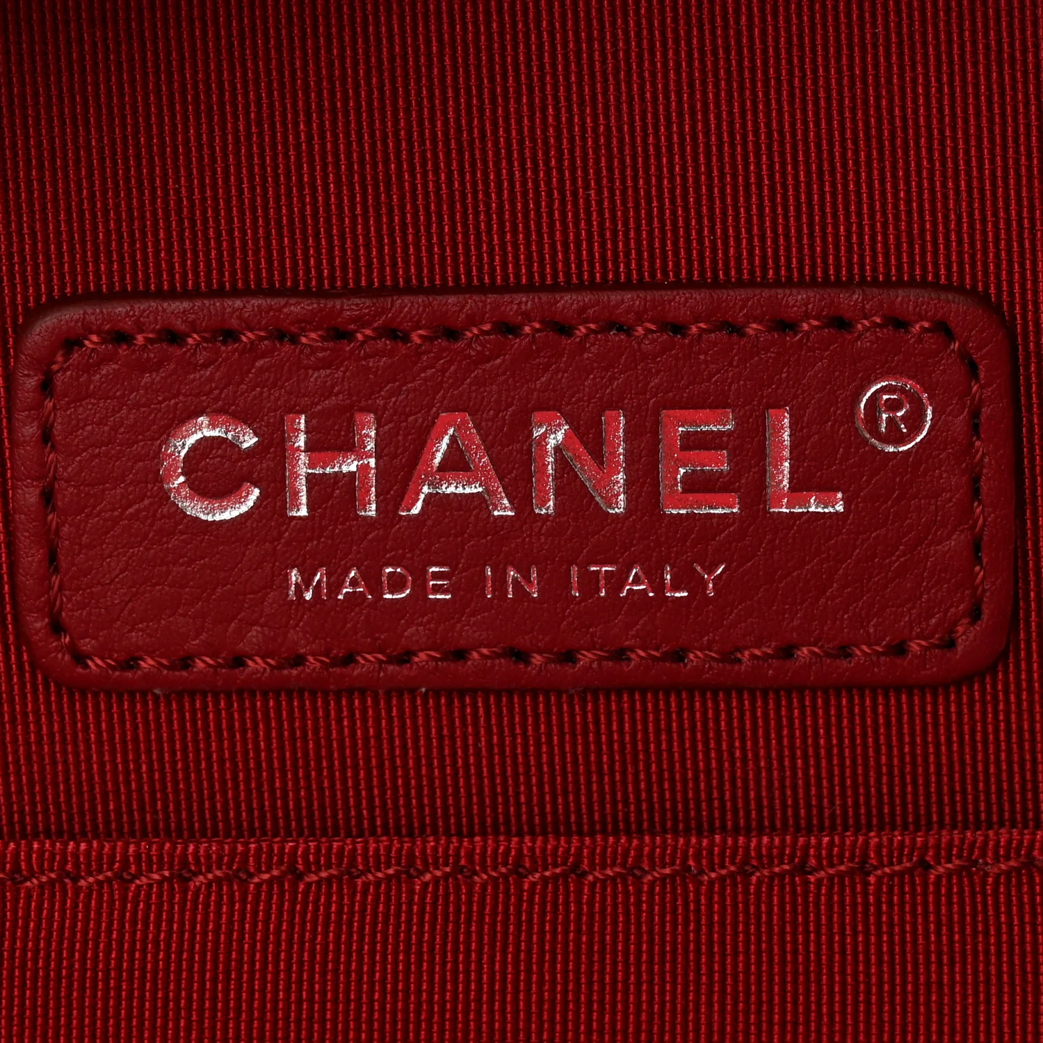 Glazed Calfskin Round As Earth Evening Bag Red - Image 6