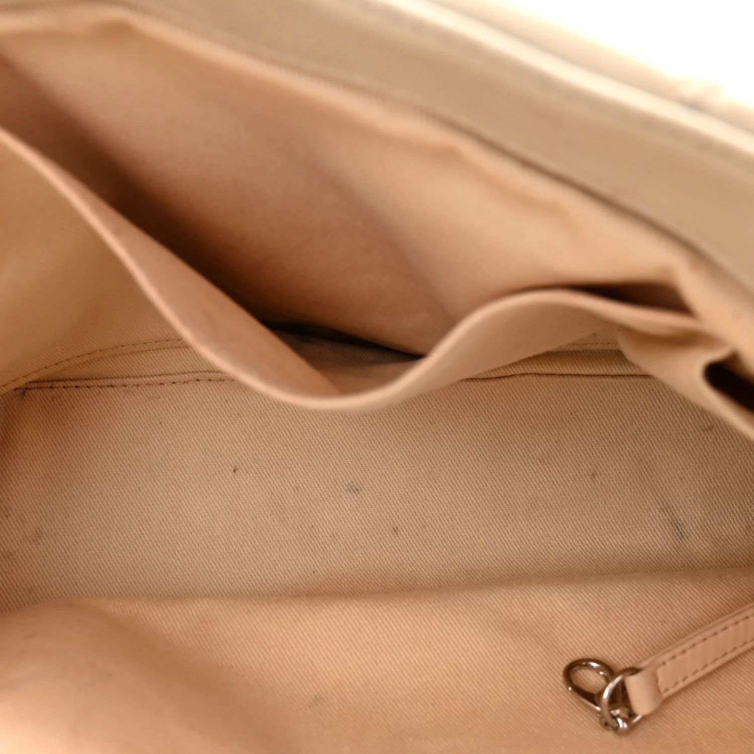 Glazed Caviar Medium Nature Flap Bag White - Image 9