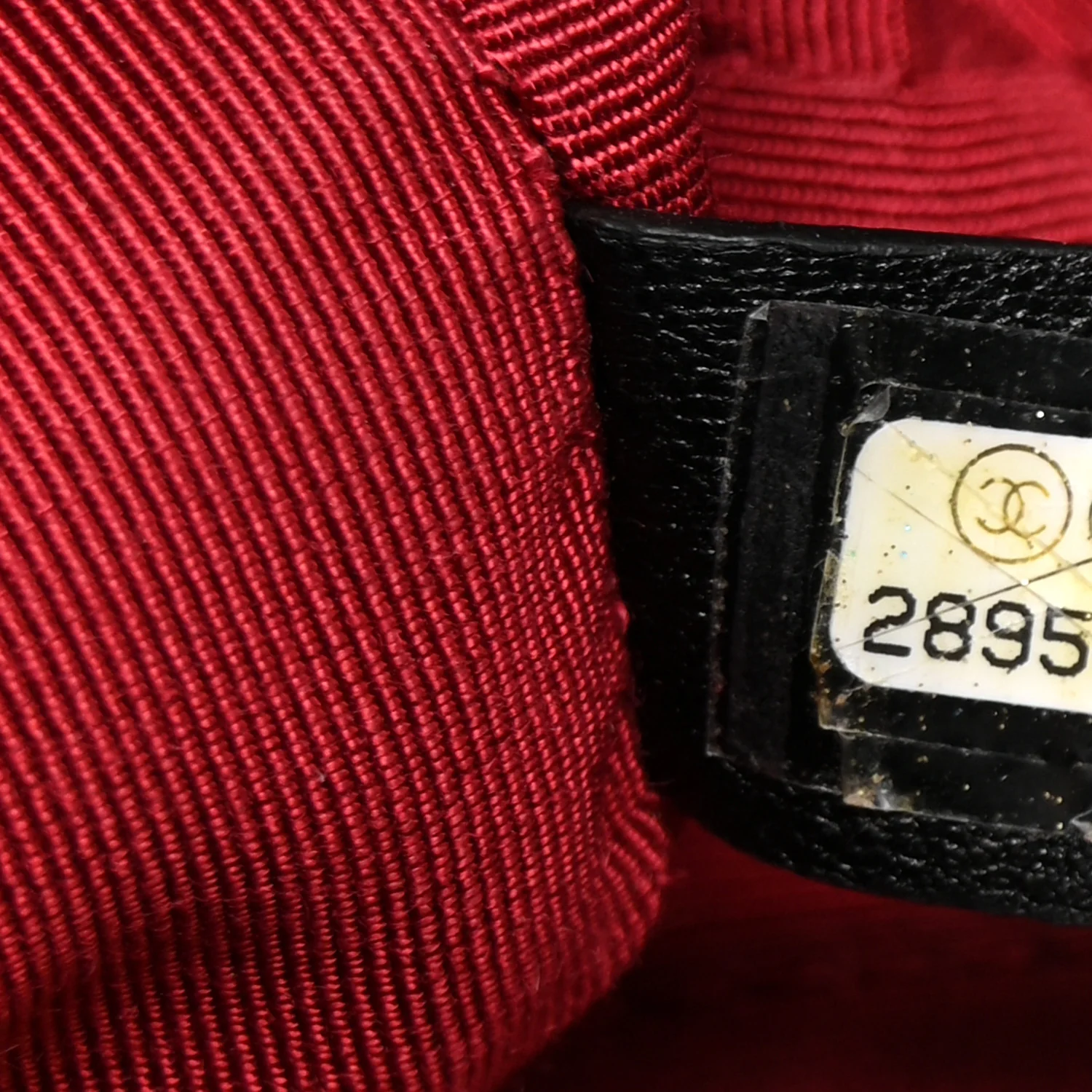 Goatskin Quilted Chanel 19 Waist Bag Black - Image 13