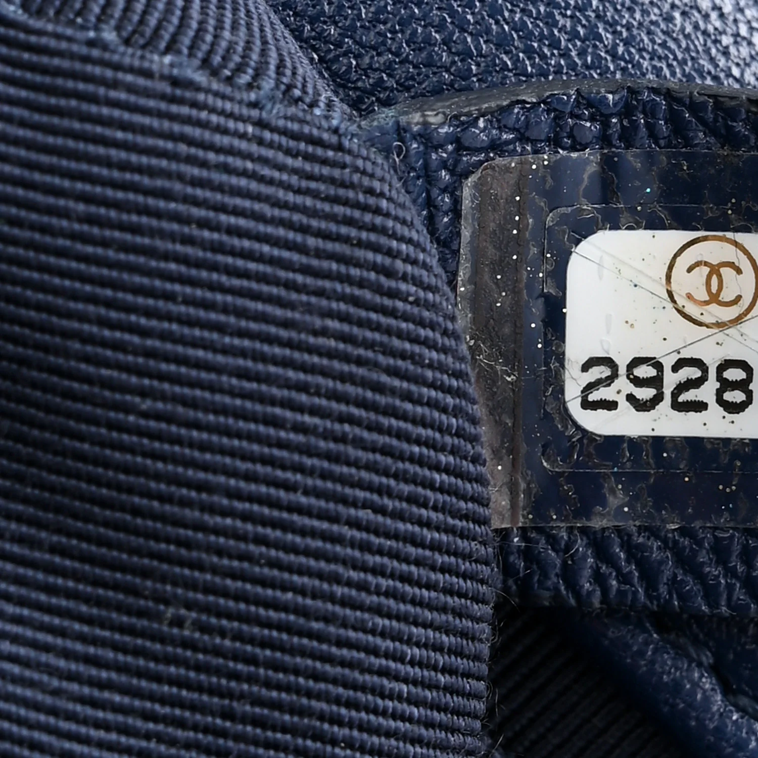 Goatskin Quilted Chanel 19 Waist Bag Dark Blue - Image 7