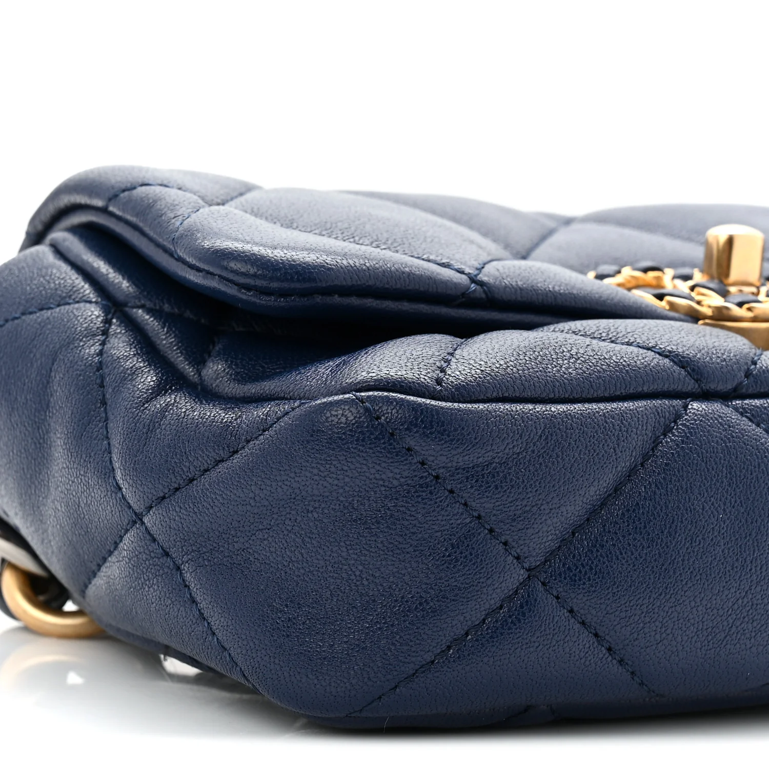 Goatskin Quilted Chanel 19 Waist Bag Dark Blue - Image 9