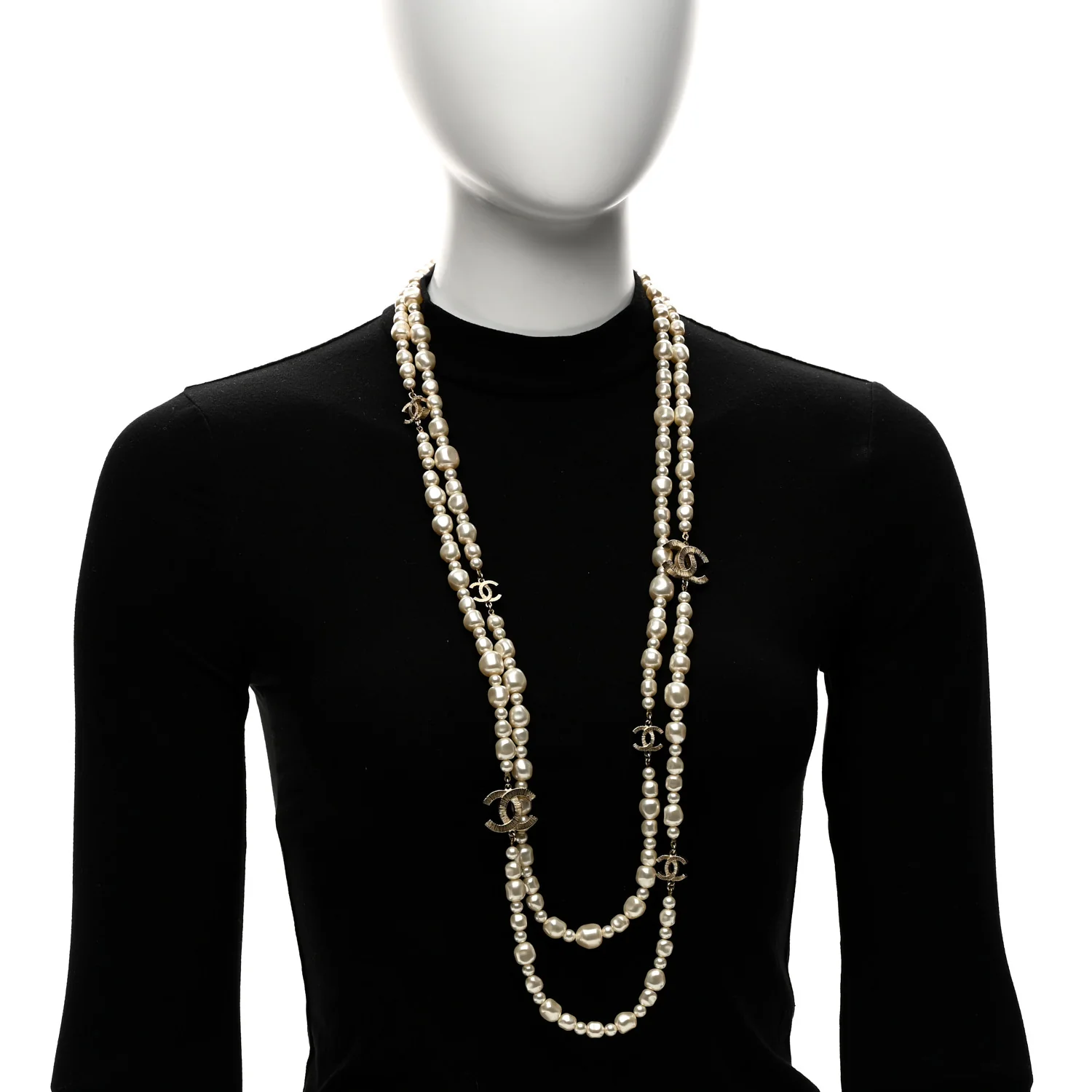 Graduated Pearl CC Long Necklace Gold - Image 2