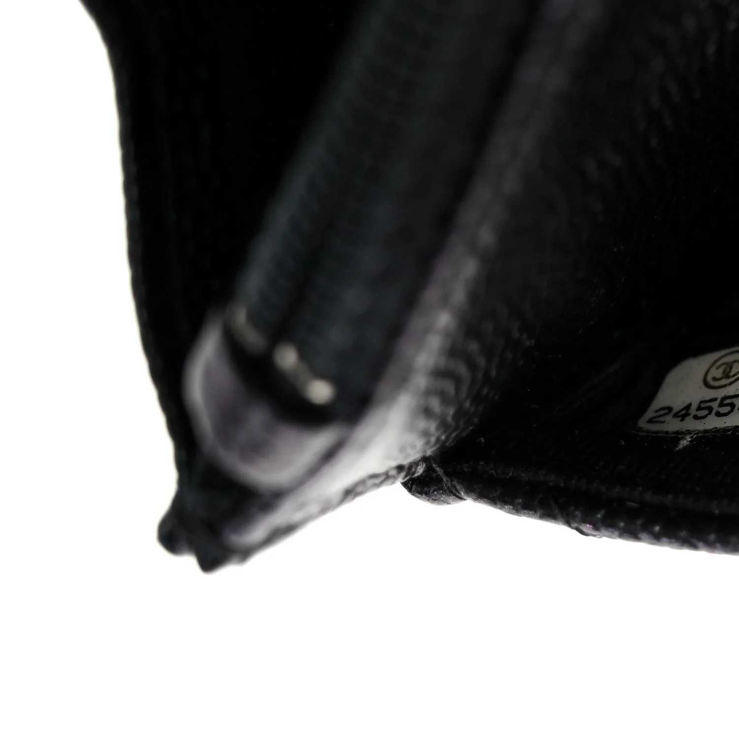 Iridescent Caviar Chevron Quilted Wallet On Chain WOC Black - Image 8
