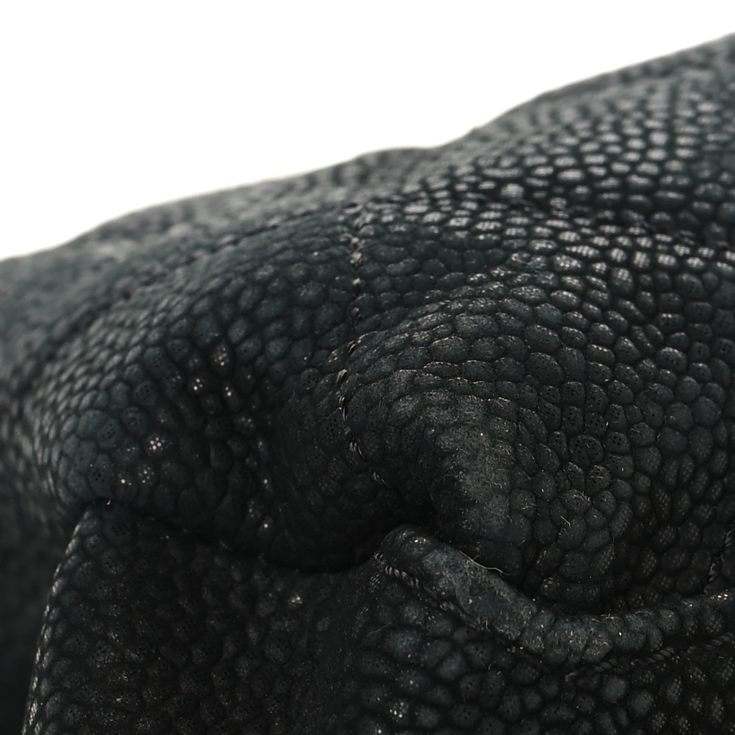 Iridescent Caviar Medium Lady Pearly Flap Black - Image 11