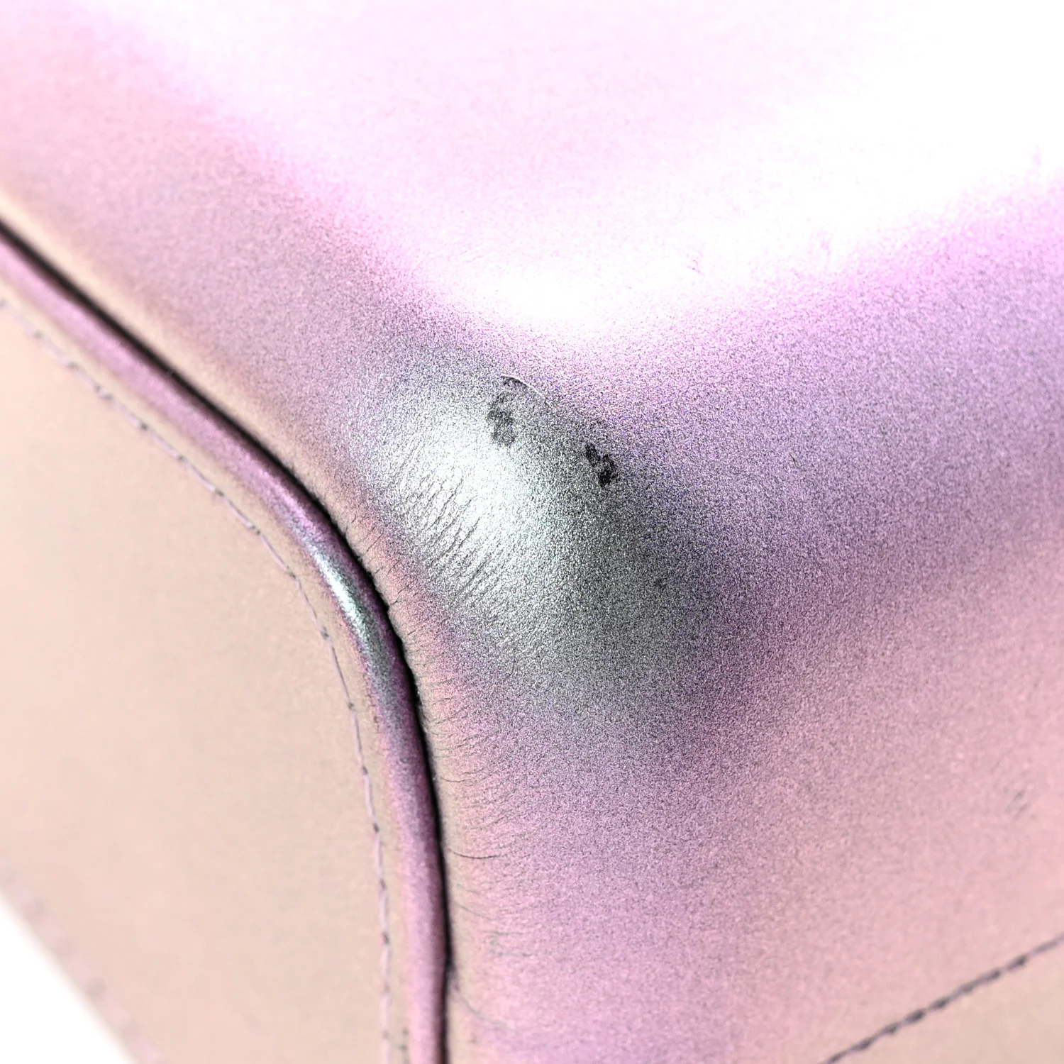 Iridescent Lambskin Calfskin Quilted Medium Gabrielle Hobo Light Purple - Image 11