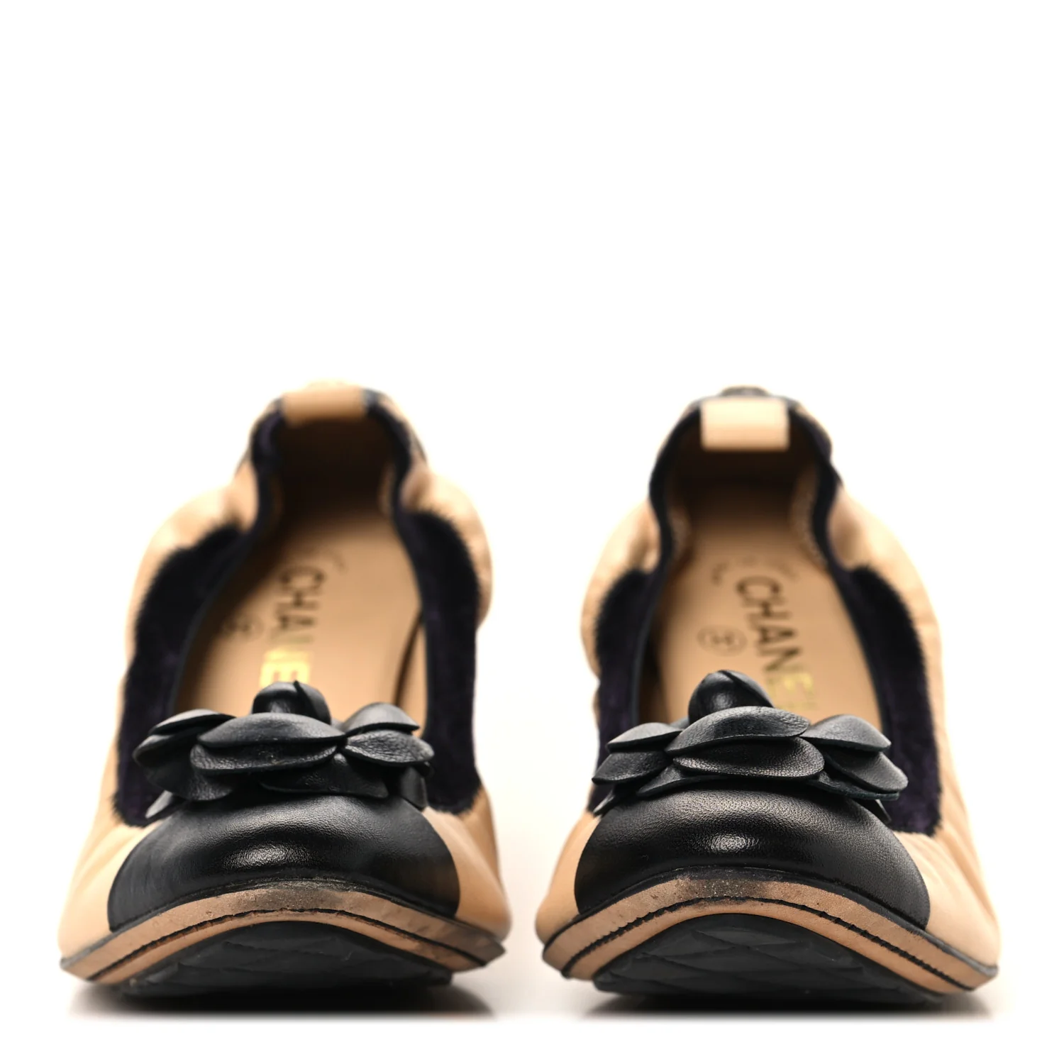 Lambskin Camellia CC Elastic Stretch Pumps 40 Beige Black - Image 3