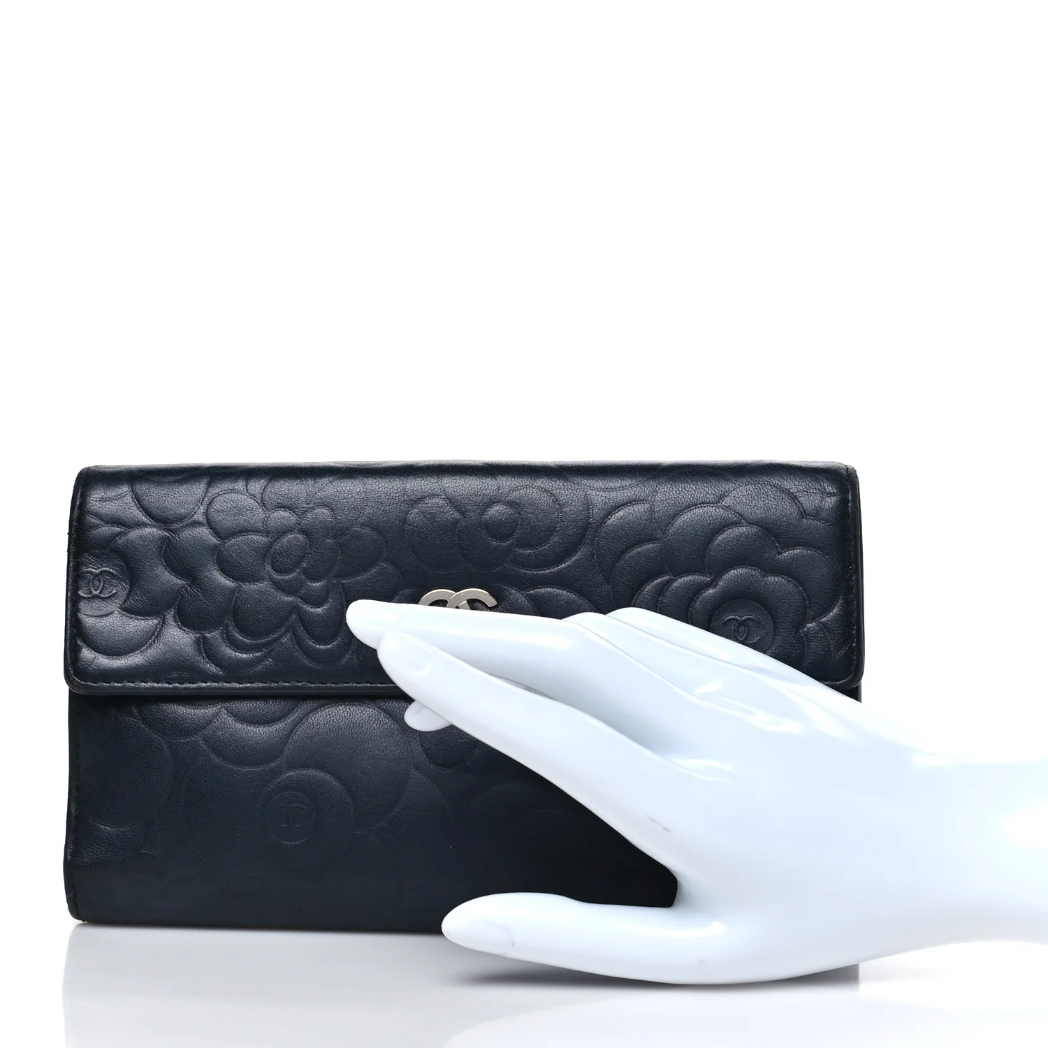Lambskin Camellia Embossed Long Double Wallet Black - Image 2