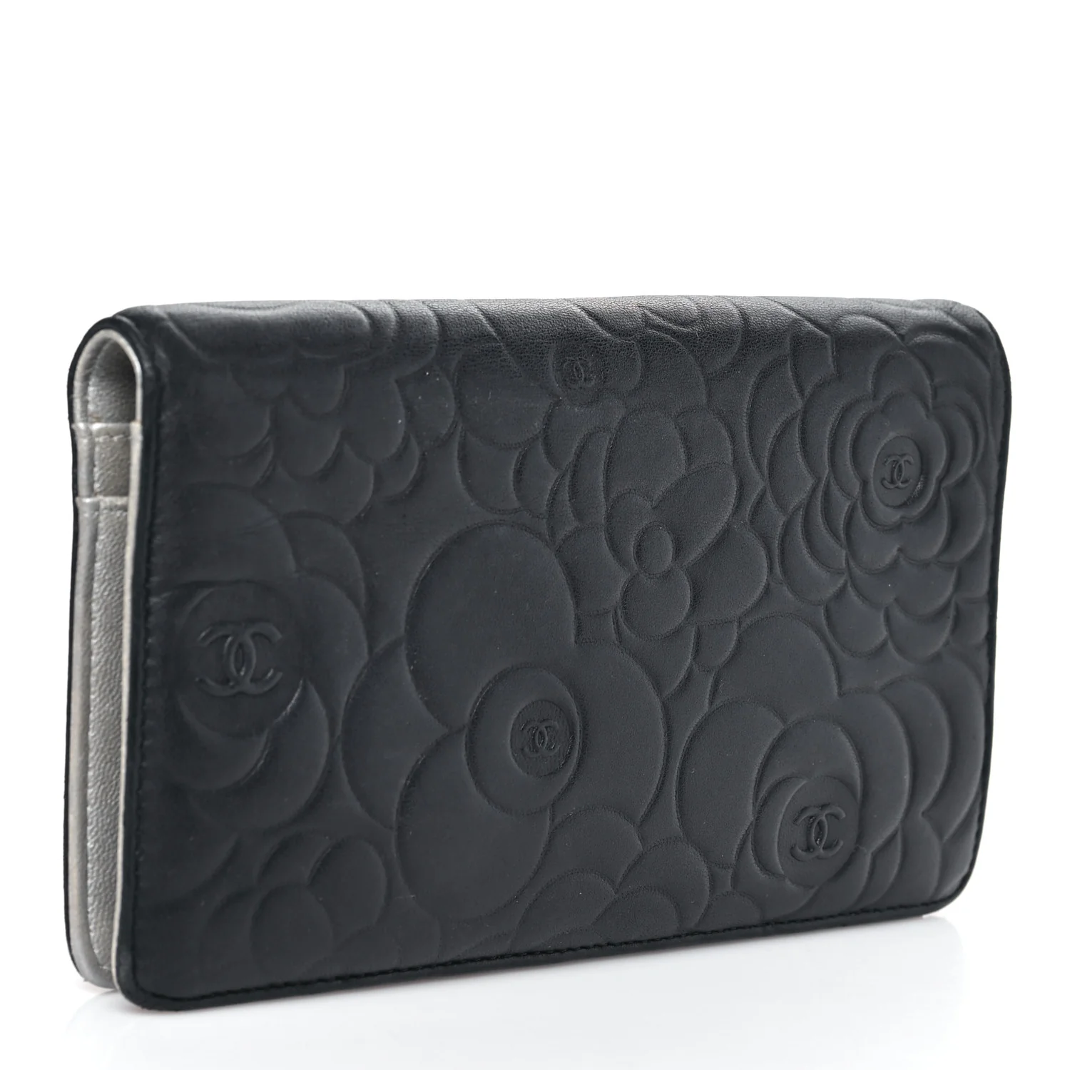 Lambskin Camellia Embossed Yen Wallet Black - Image 3