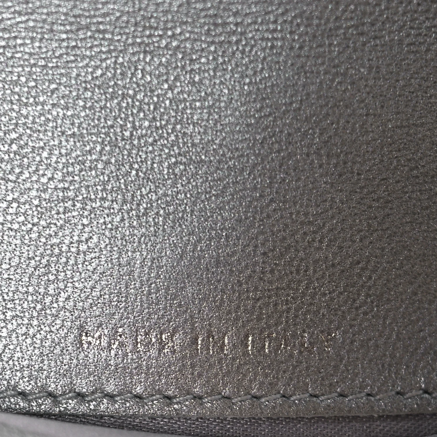 Lambskin Camellia Embossed Yen Wallet Black - Image 7