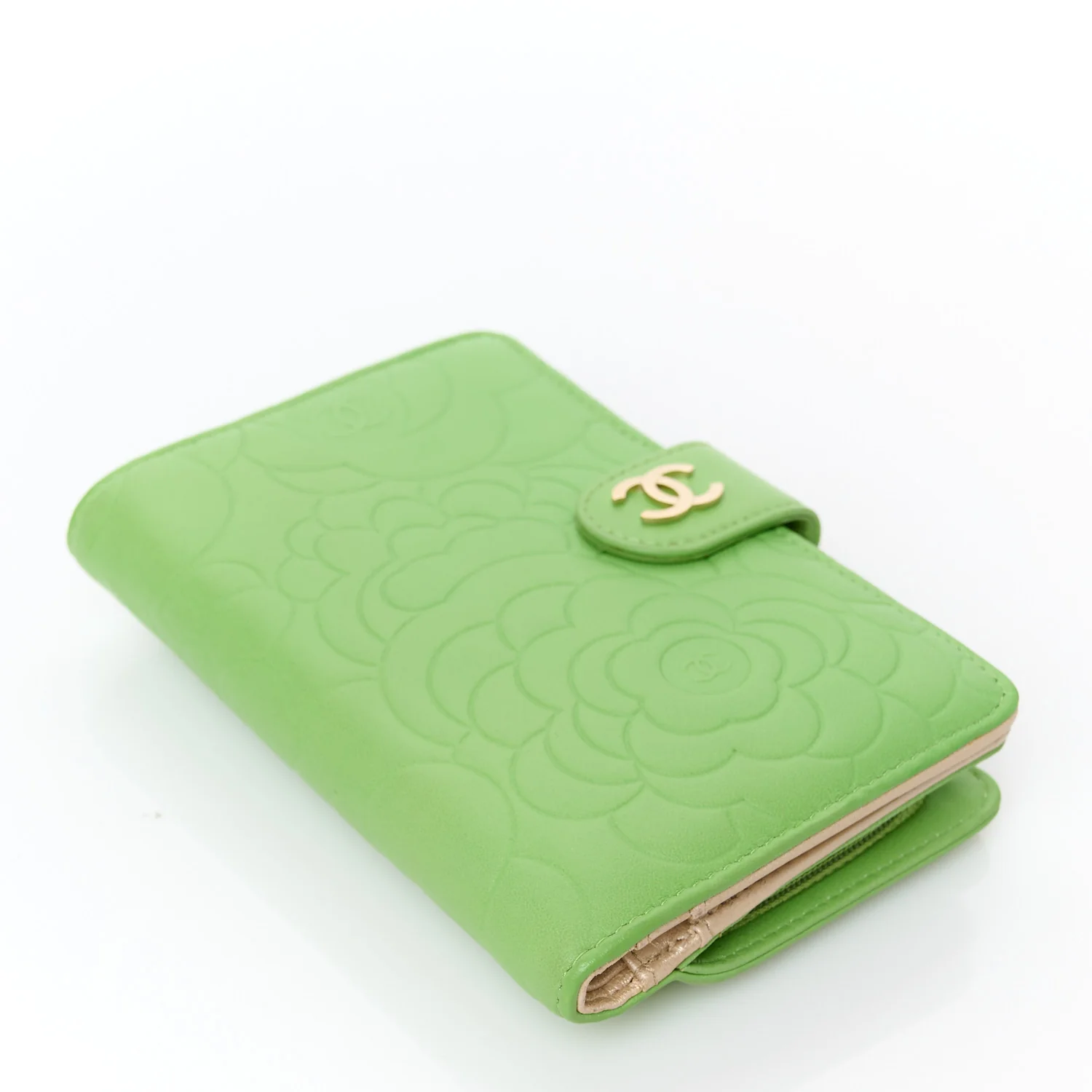 Lambskin Camellia Embossed Zipped Pocket Wallet Green - Image 4