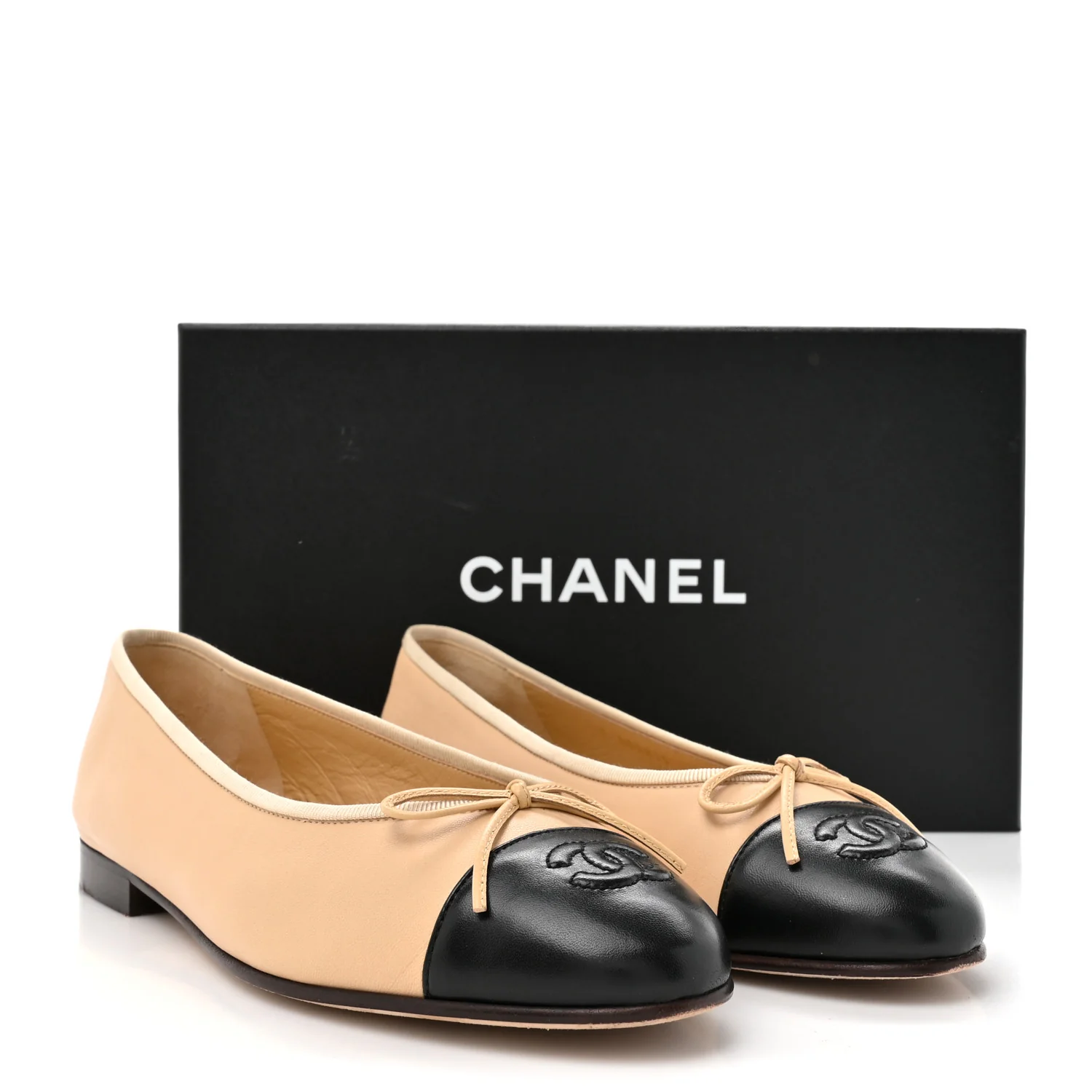 Lambskin Cap Toe CC Ballerina Flats 38 Beige Black - Image 11