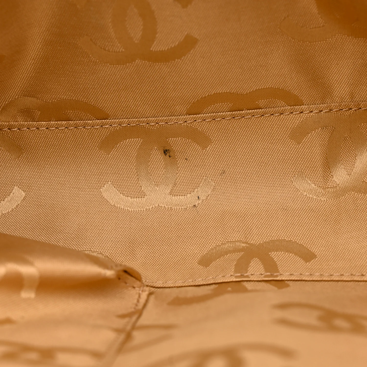 Lambskin CC Bowler Pink - Image 12