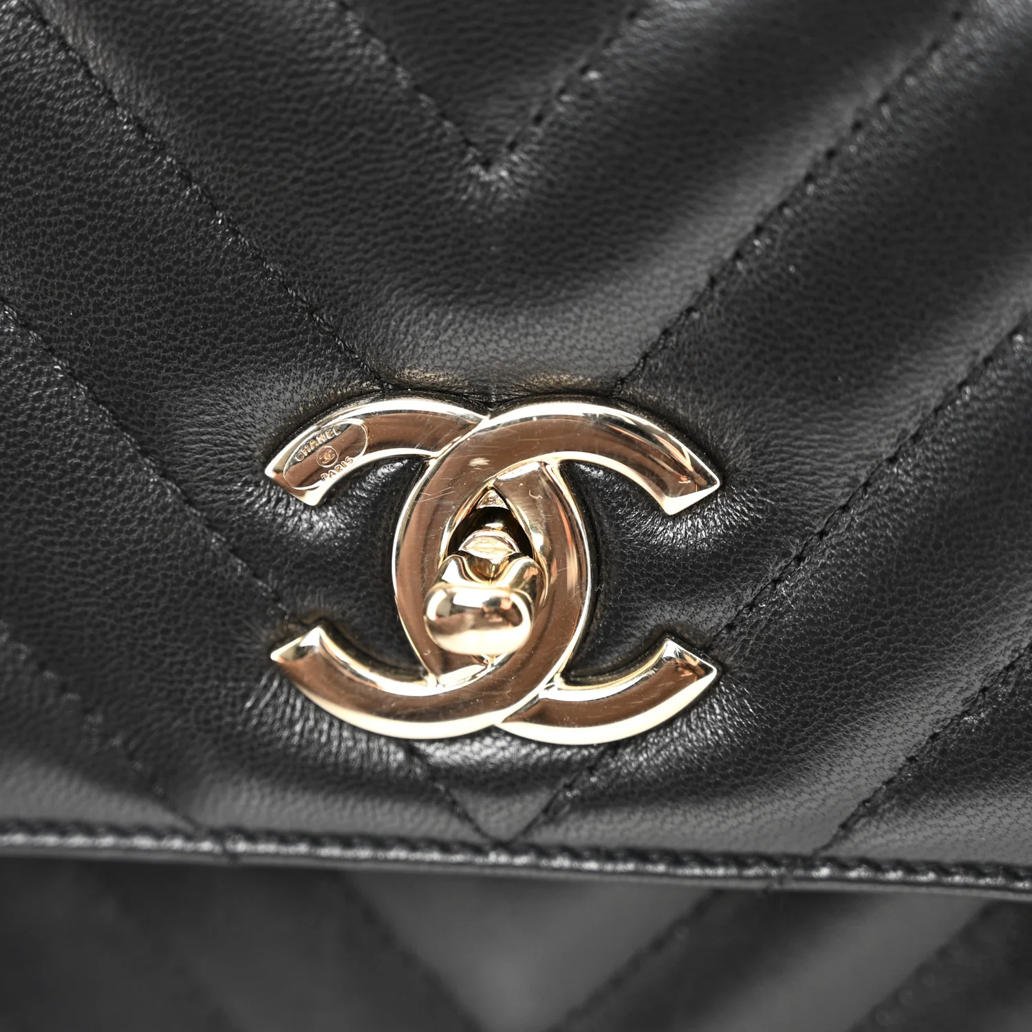 Lambskin Chevron Quilted Medium Trendy CC Dual Handle Flap Bag Black - Image 11
