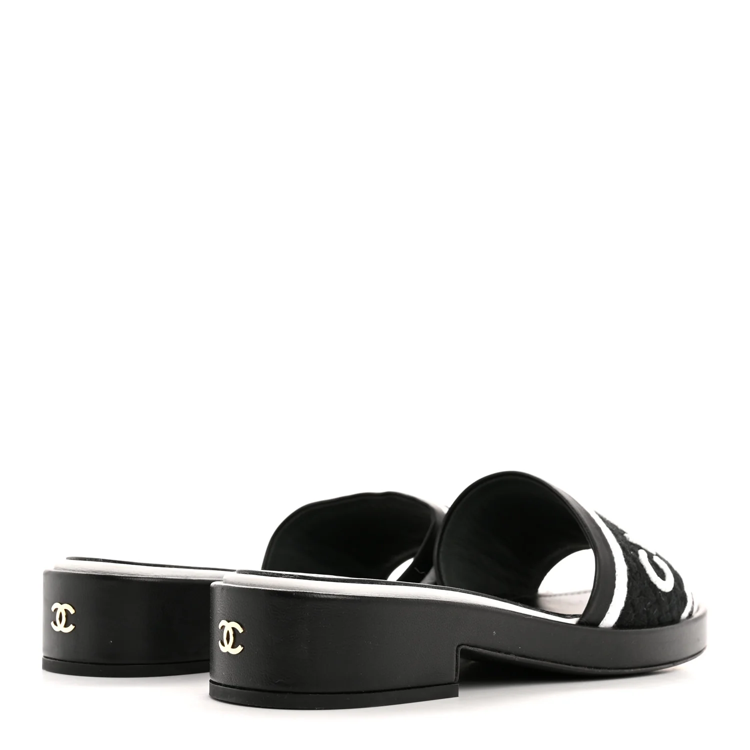 Lambskin Embroidered CC Mule Sandal 40 Black White - Image 5