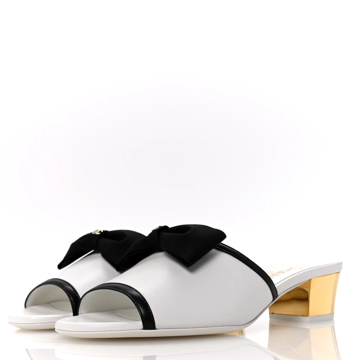 Lambskin Grosgrain Bow Mules 37 White Black - Image 3