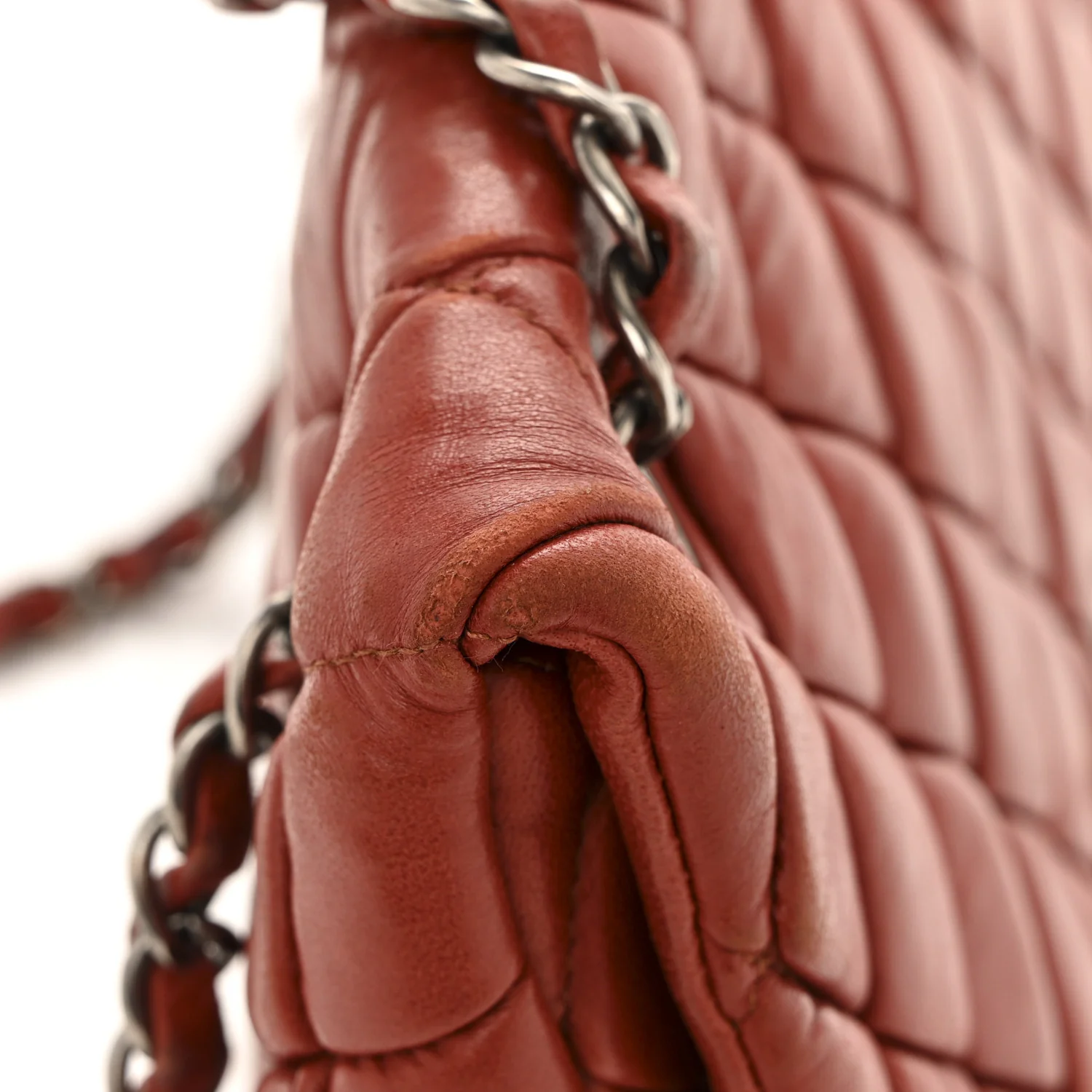 Lambskin Large New Bubble Flap Red - Image 14