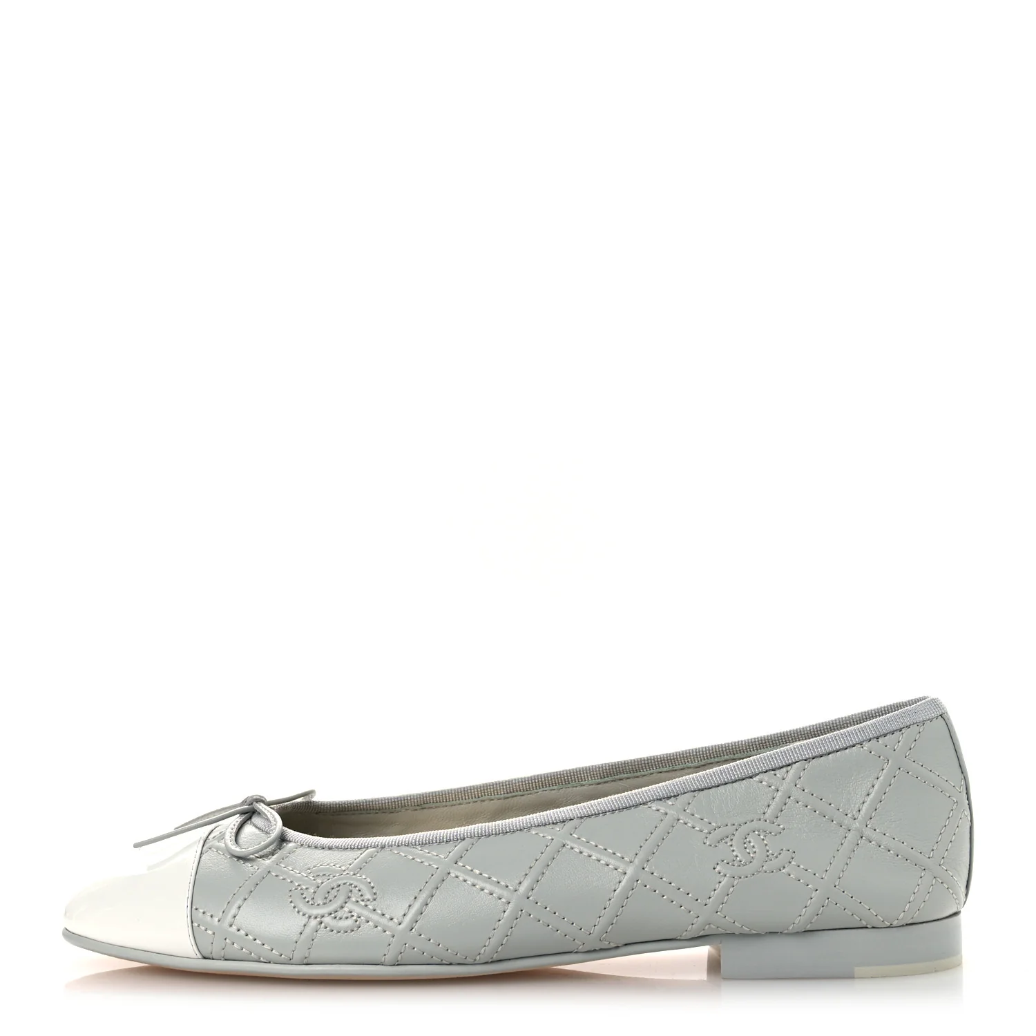 Lambskin Patent Double Stitched CC Cap Toe Ballerina Flats 40.5 Light Blue White