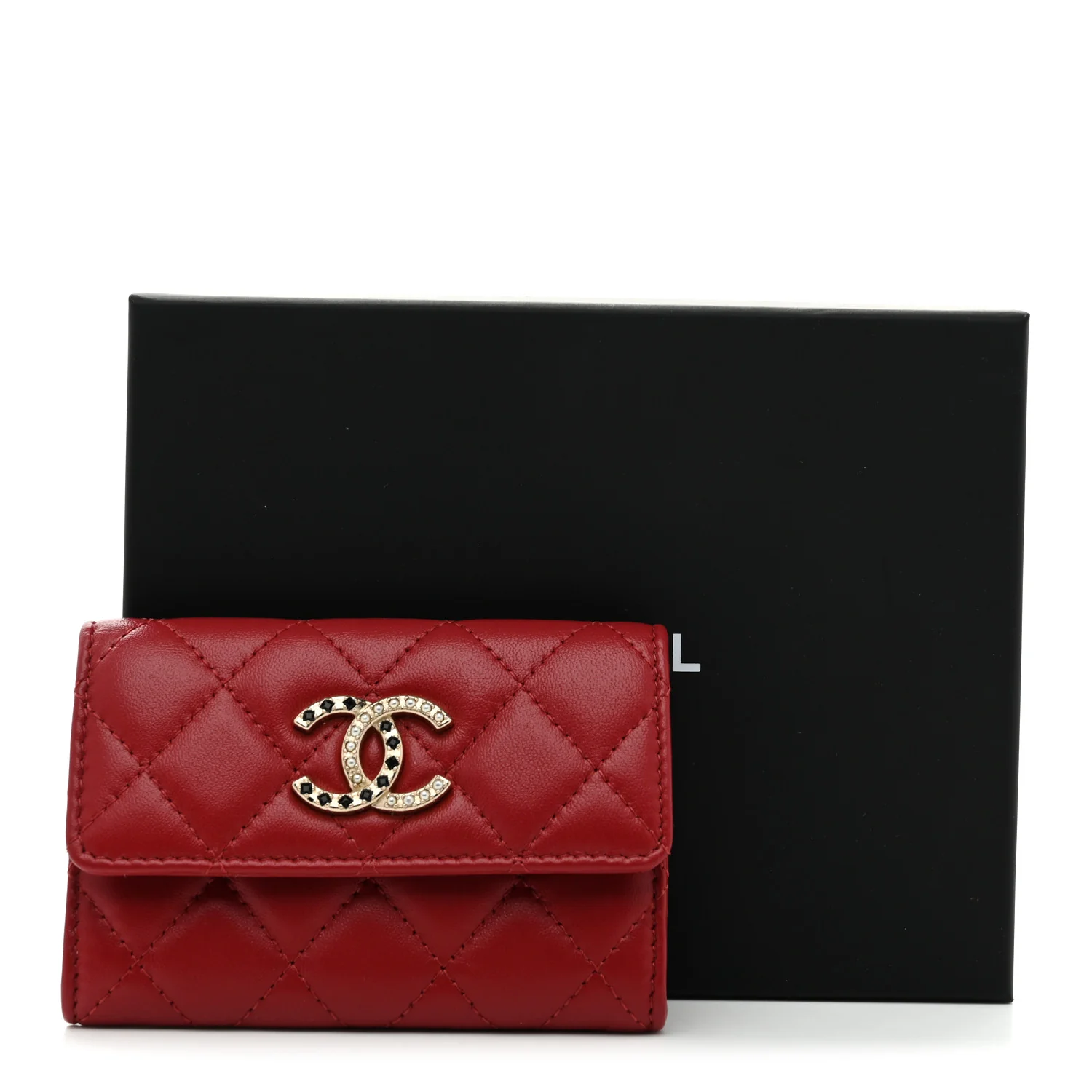 Lambskin Pearl Enamel Quilted Flap Card Holder Red - Image 9