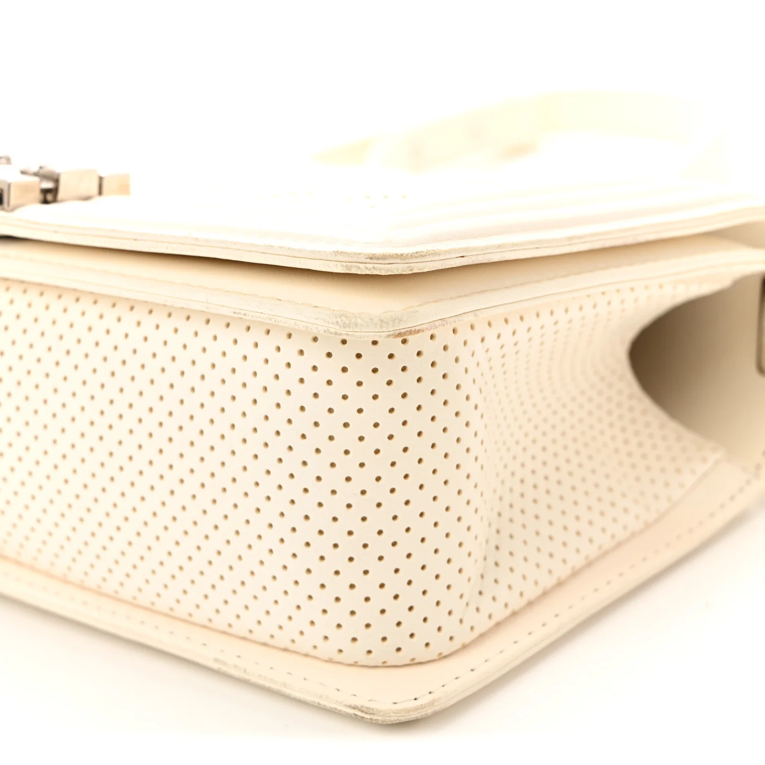 Lambskin Perforated Medium Boy Flap White - Image 10