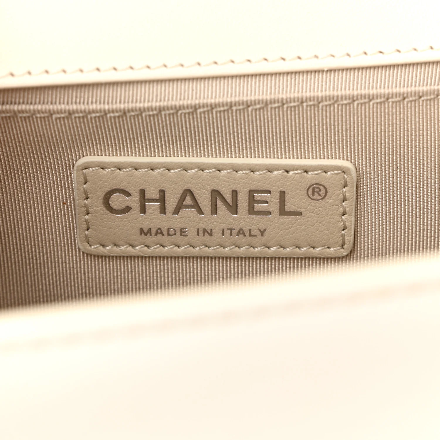 Lambskin Perforated Medium Boy Flap White - Image 6